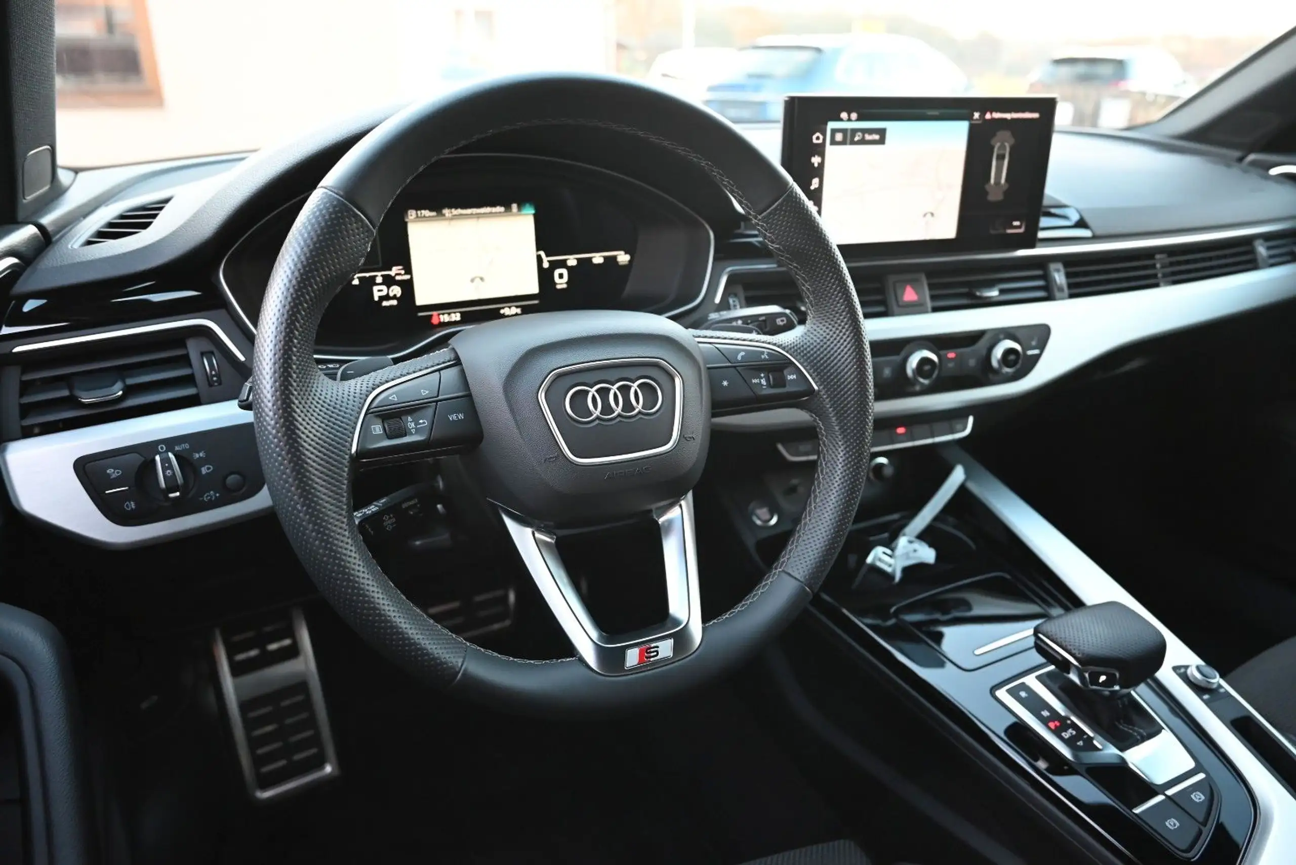 Audi - A4