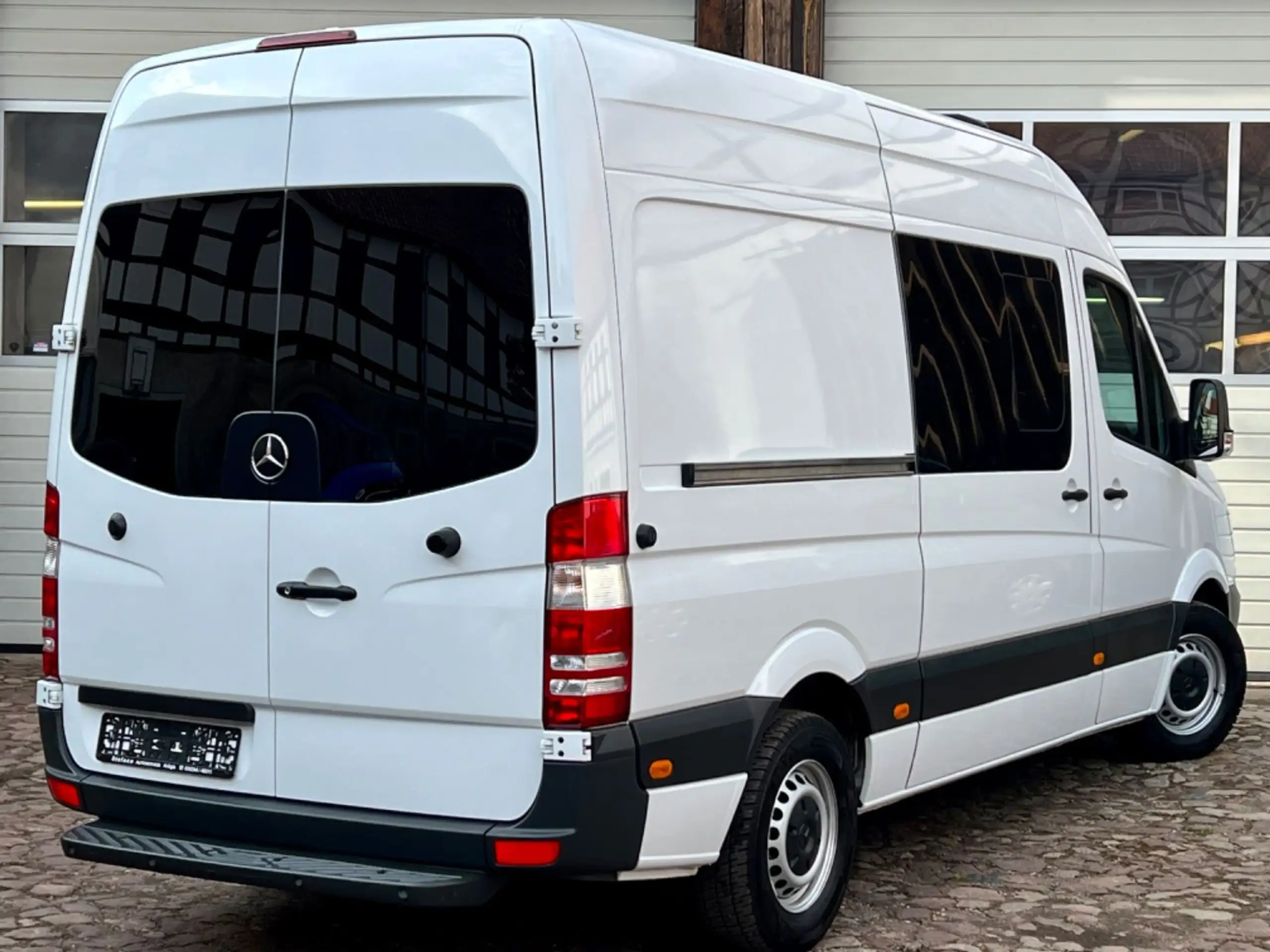 Mercedes-Benz - Sprinter