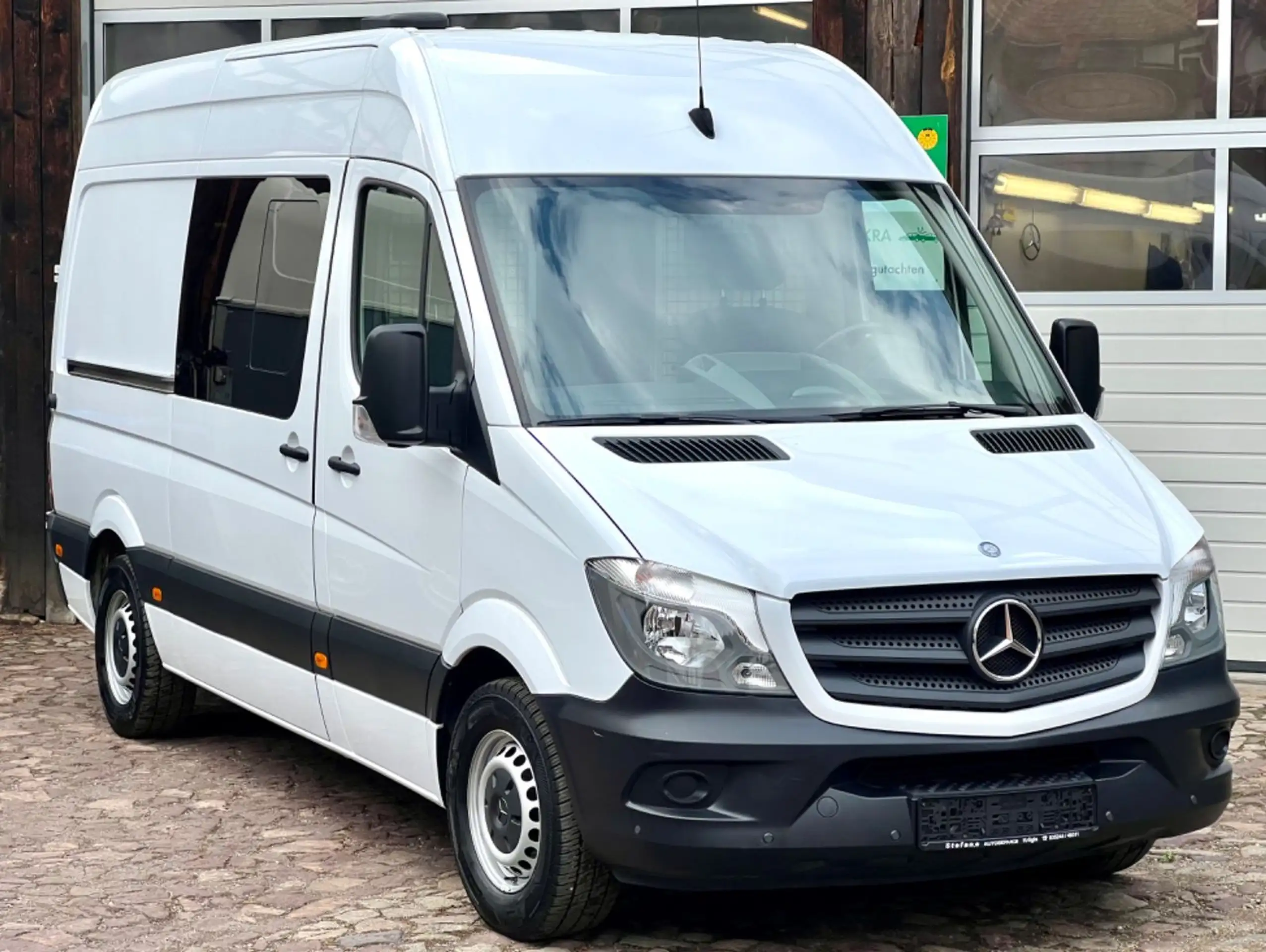 Mercedes-Benz - Sprinter