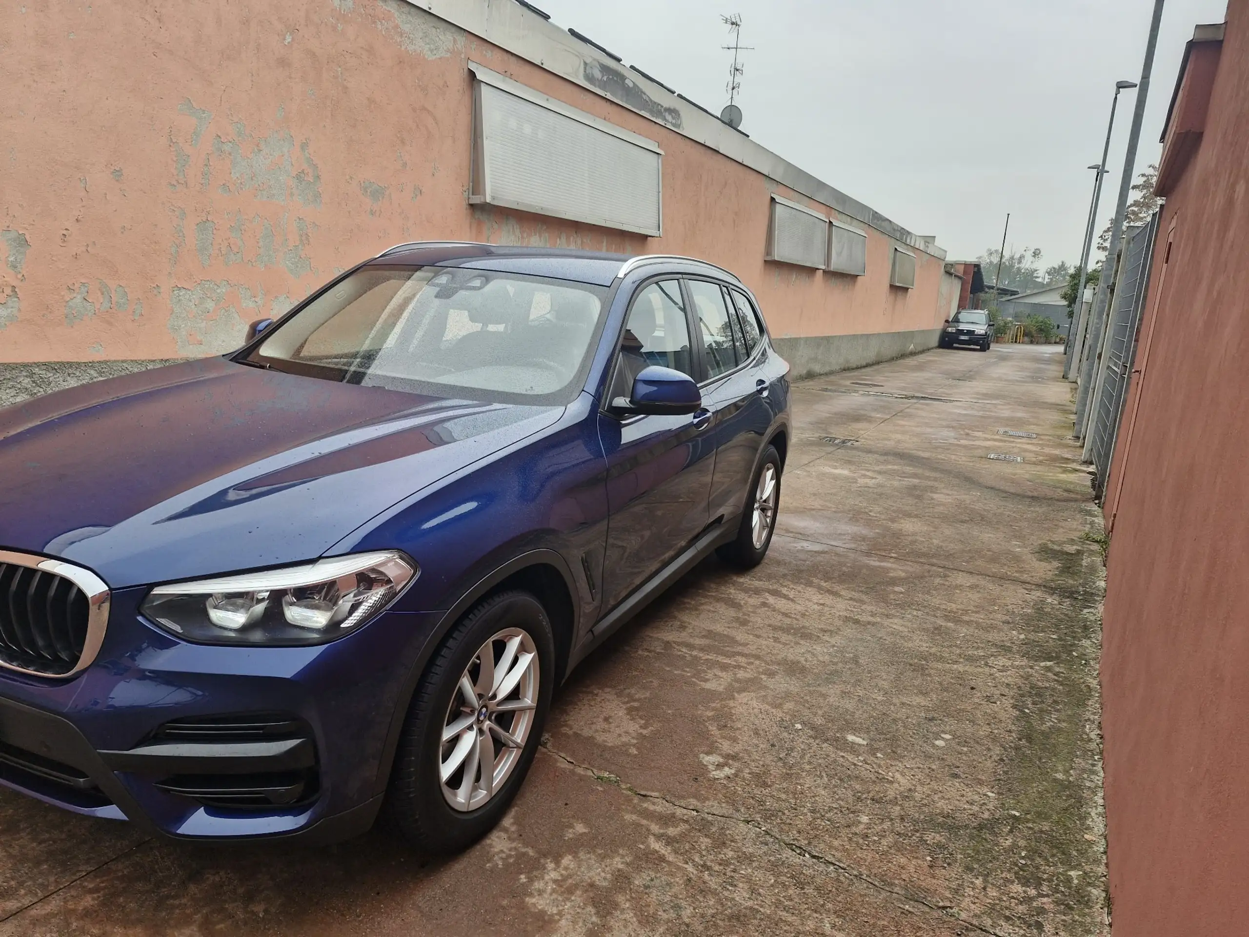 BMW - X3