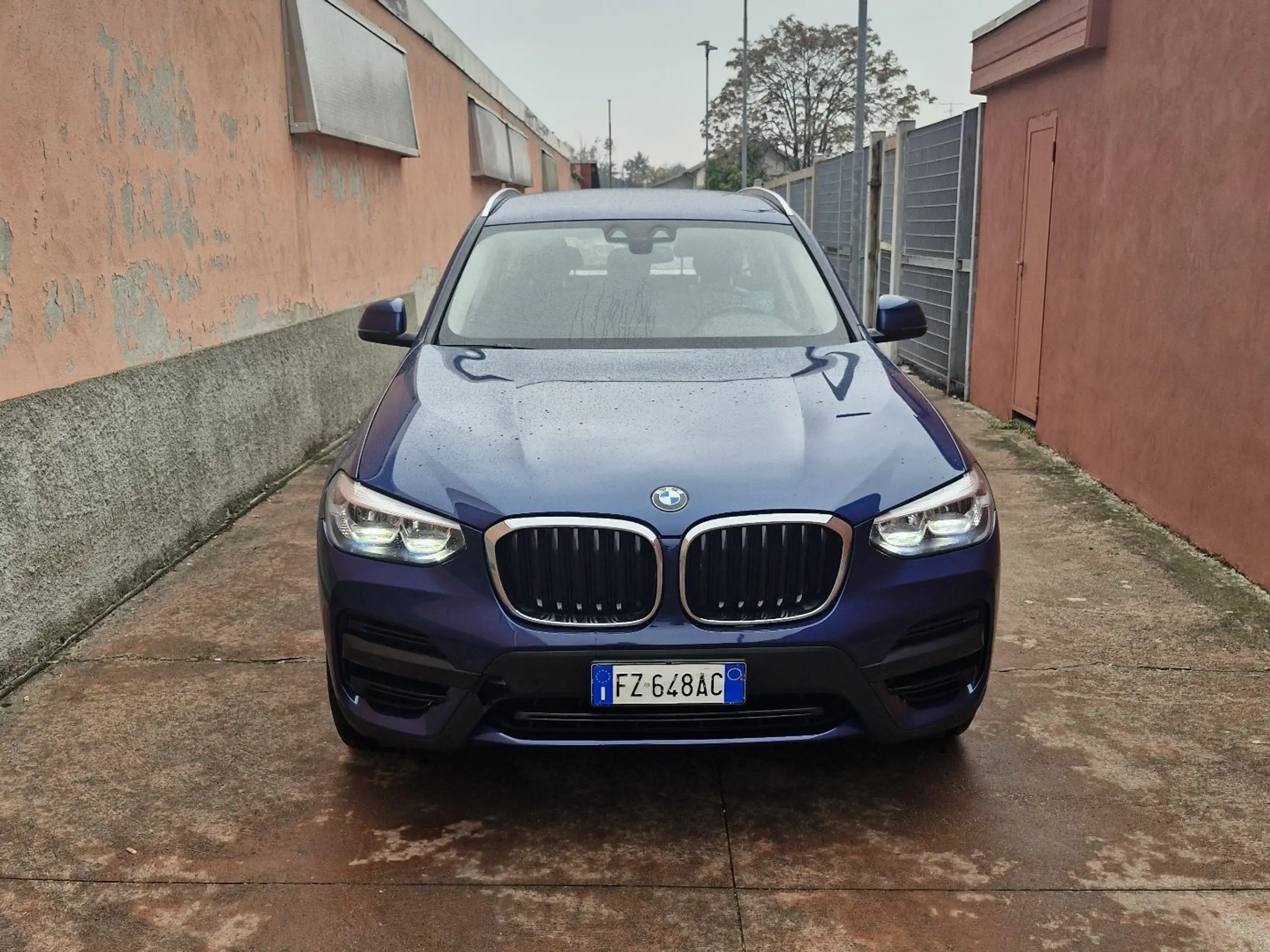 BMW - X3