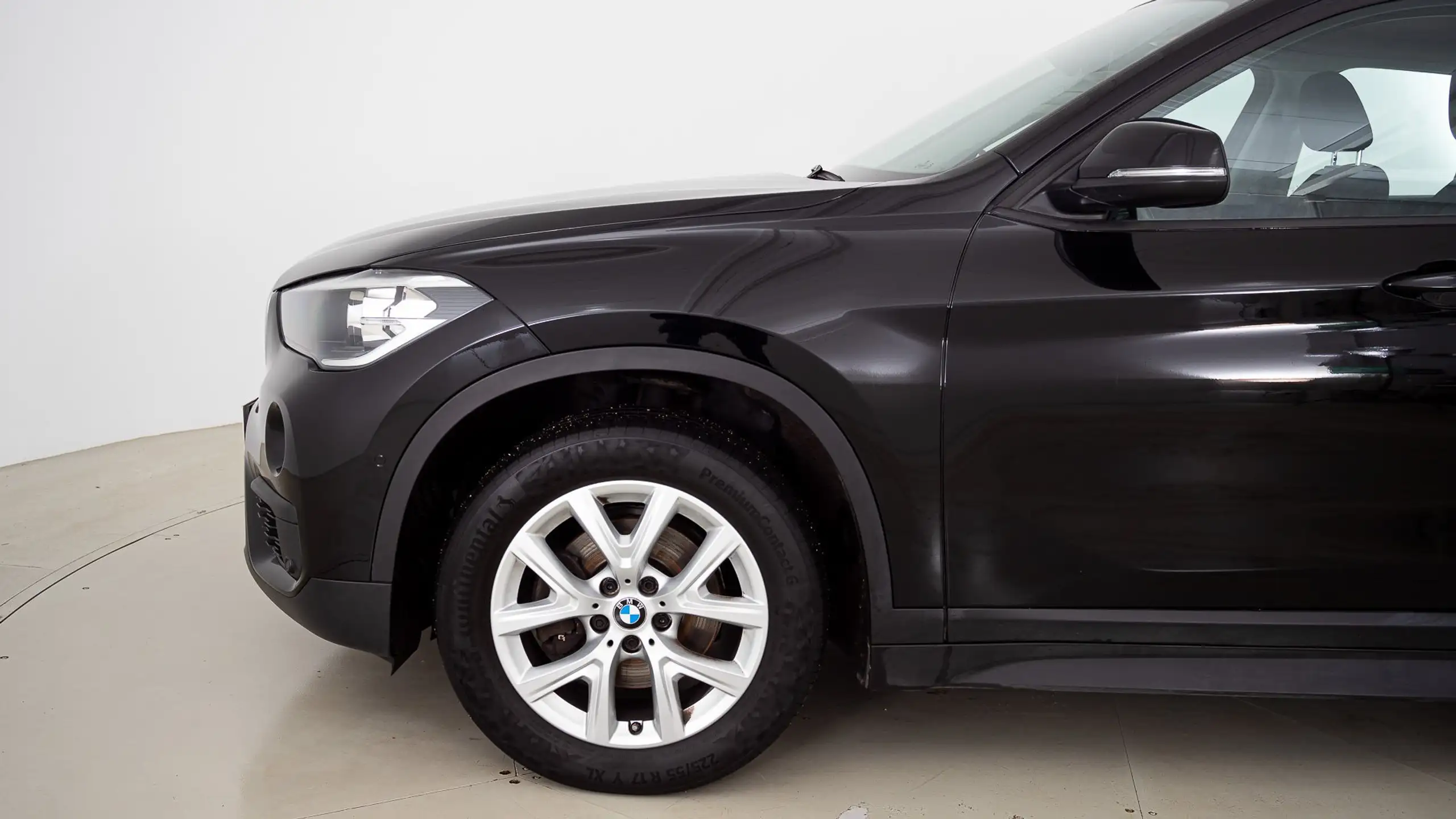 BMW - X1