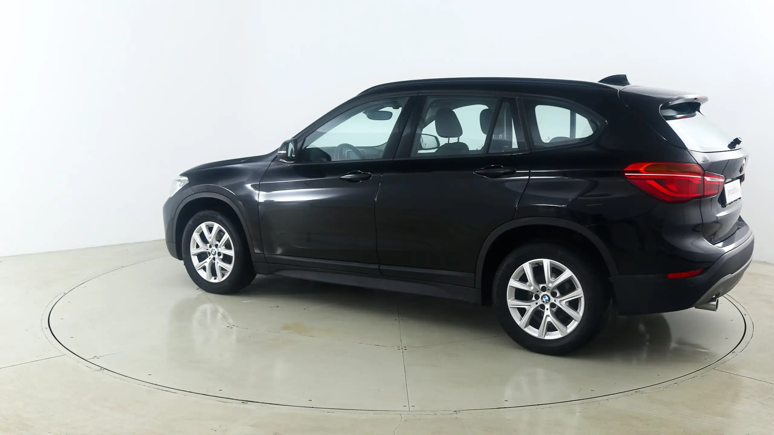 BMW - X1