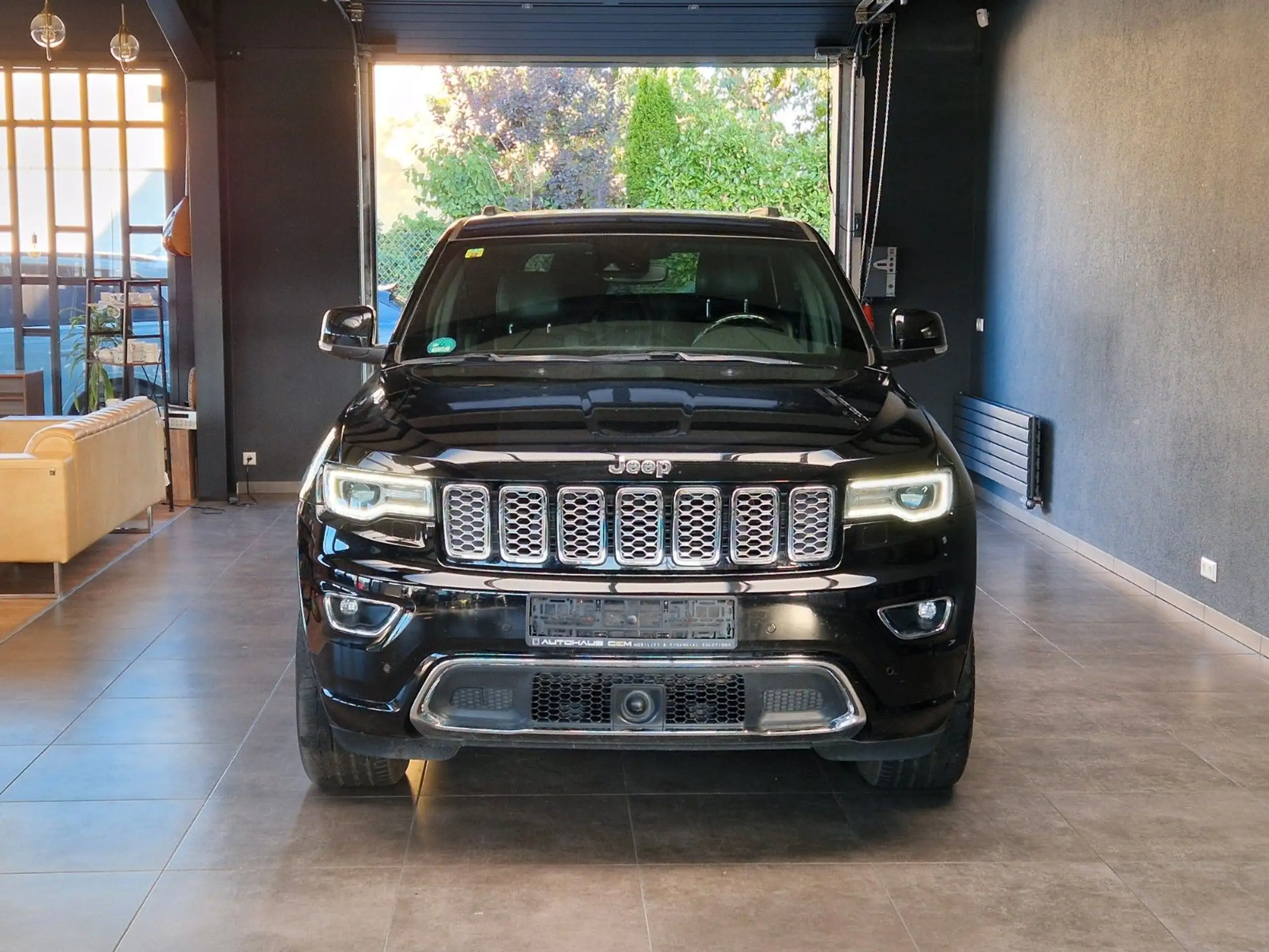 Jeep - Grand Cherokee