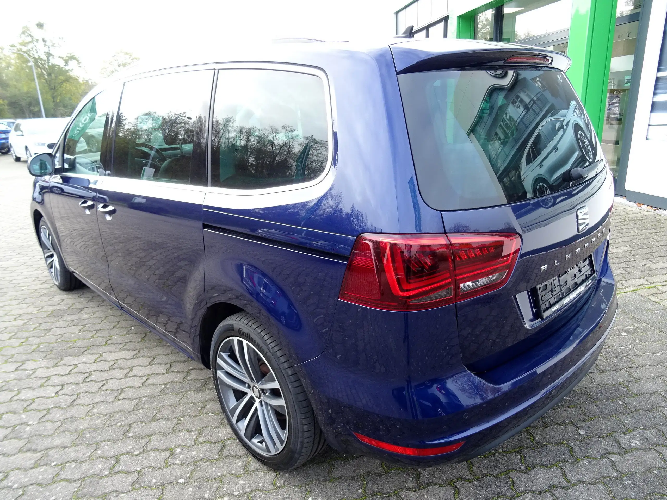 SEAT - Alhambra