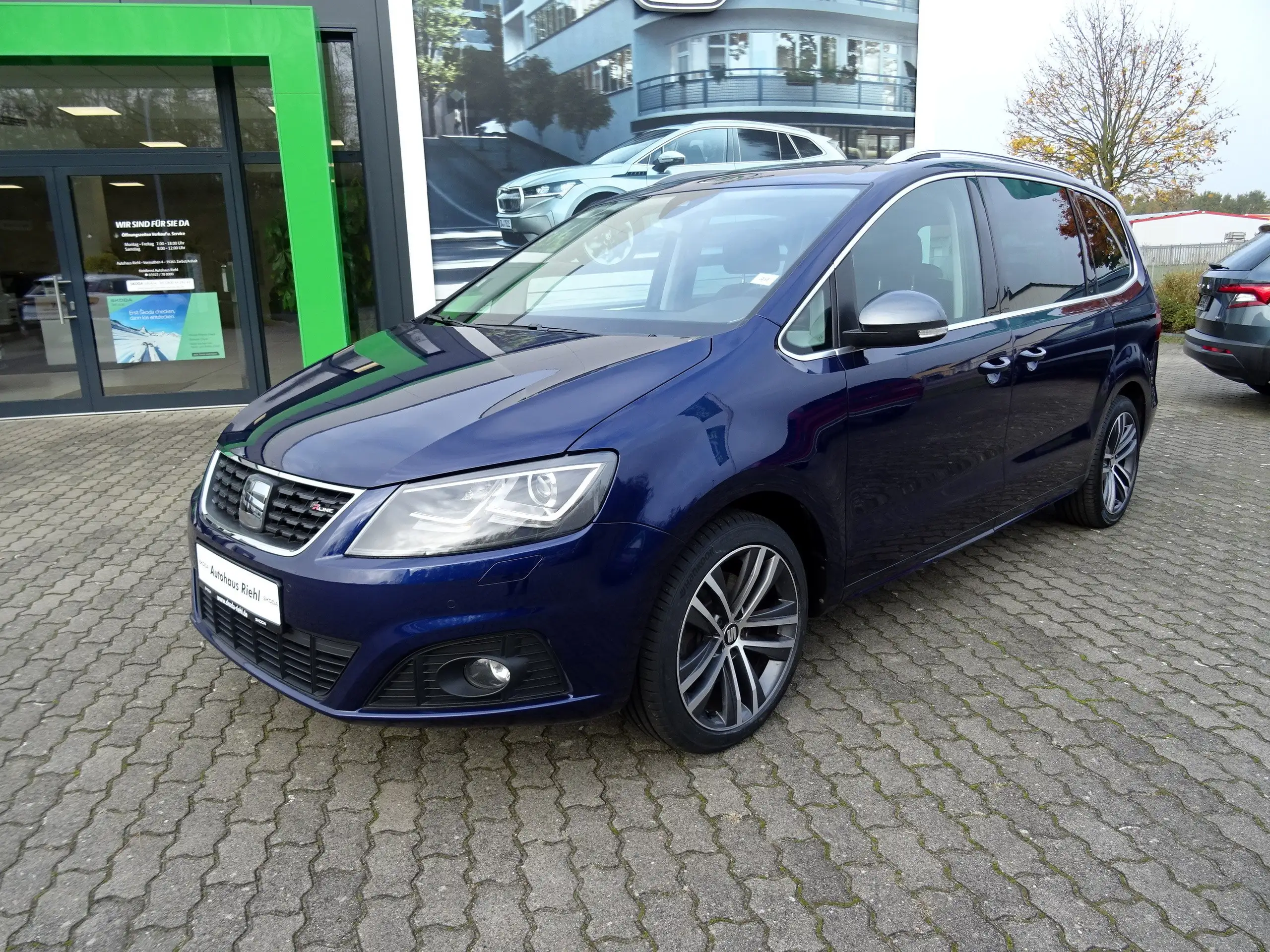 SEAT - Alhambra