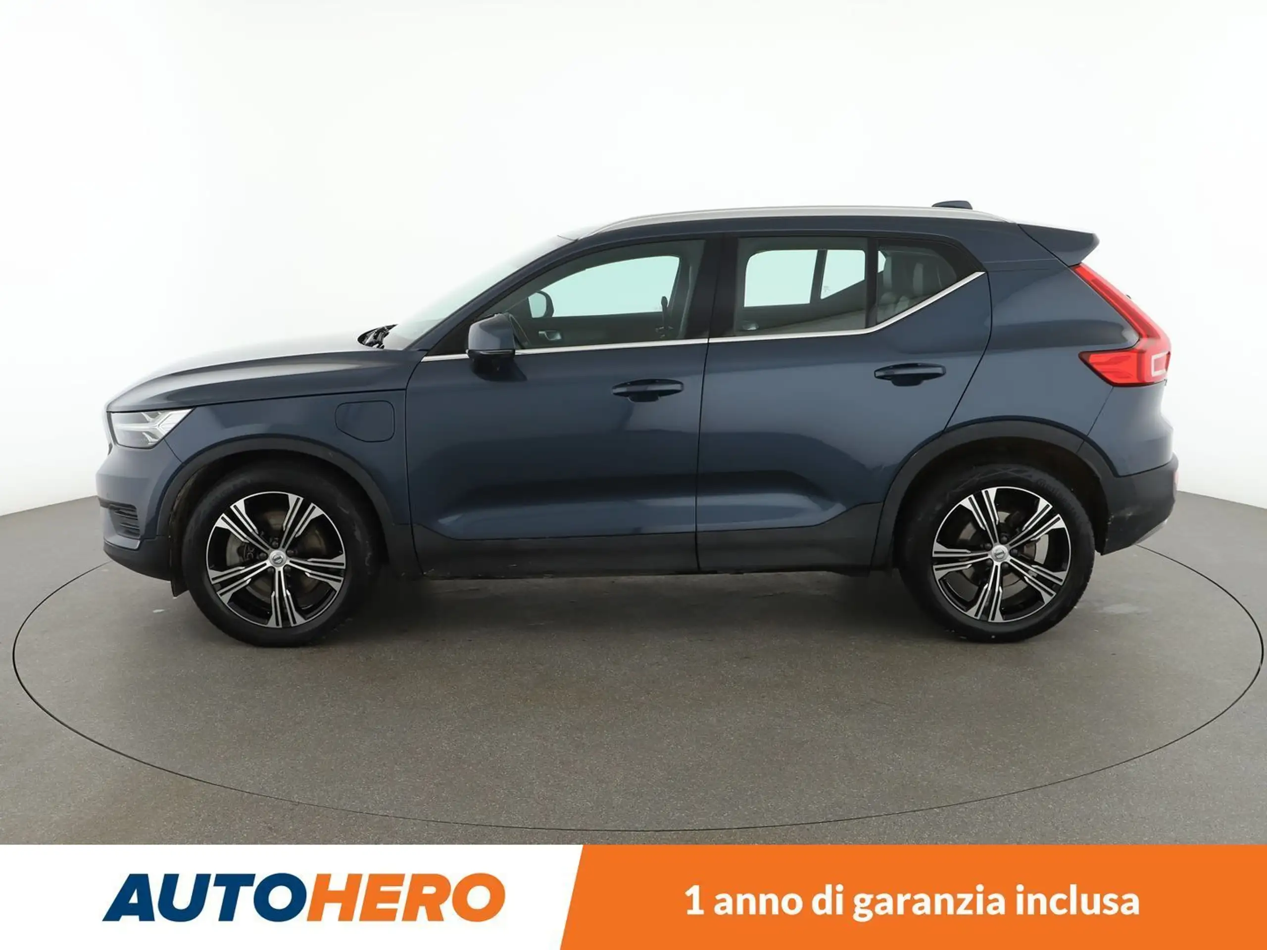 Volvo - XC40