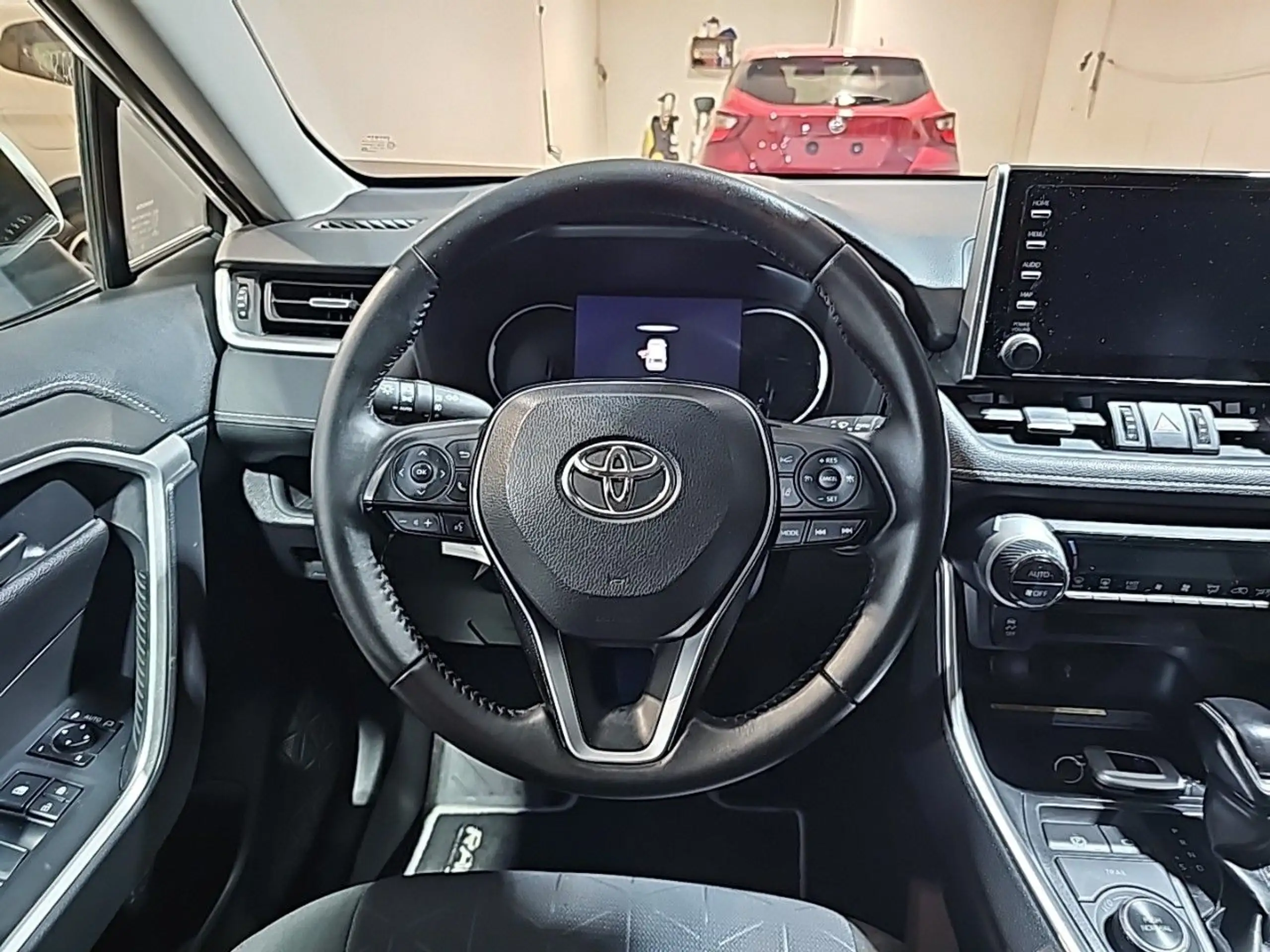 Toyota - RAV 4