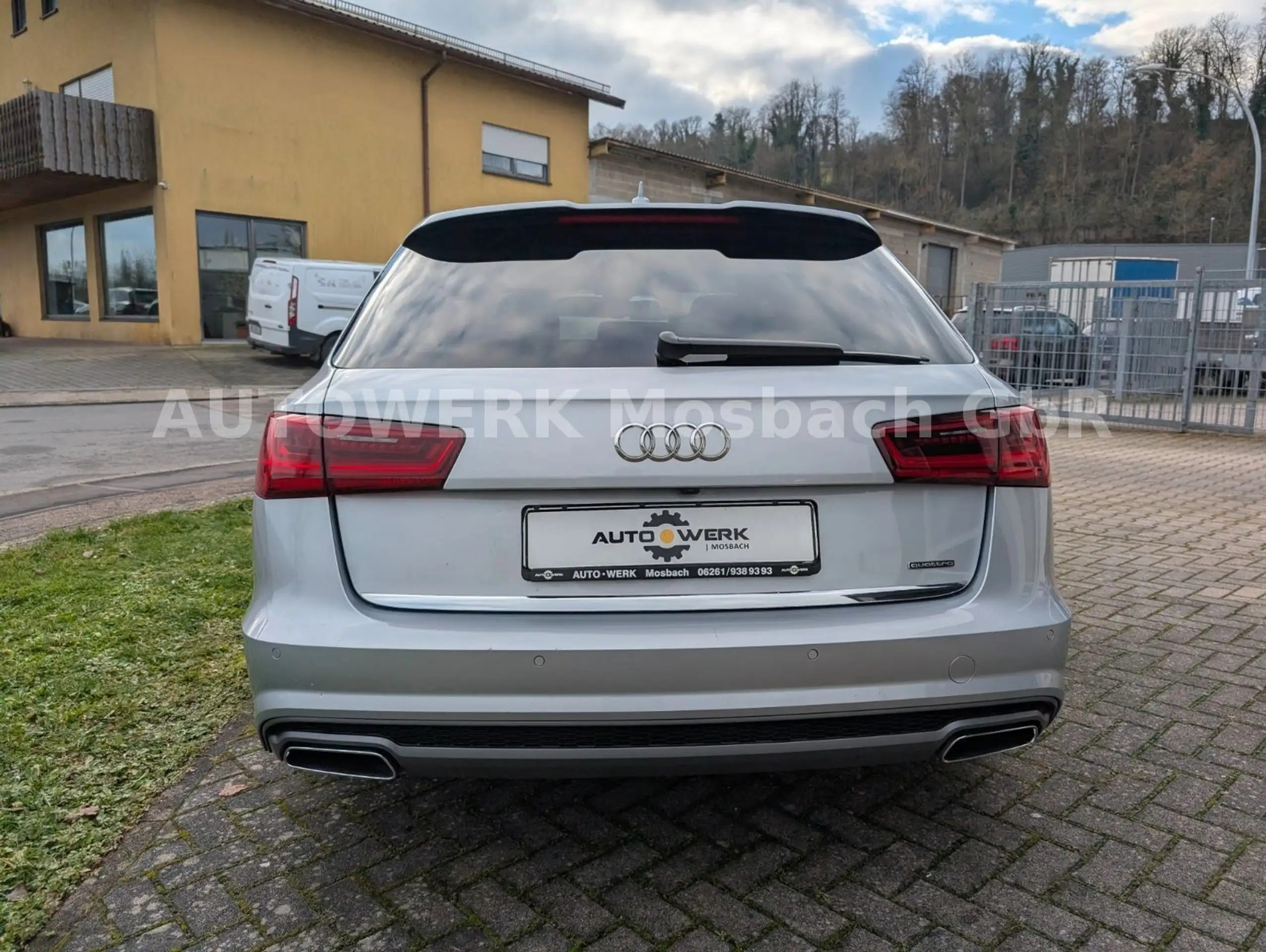 Audi - A6