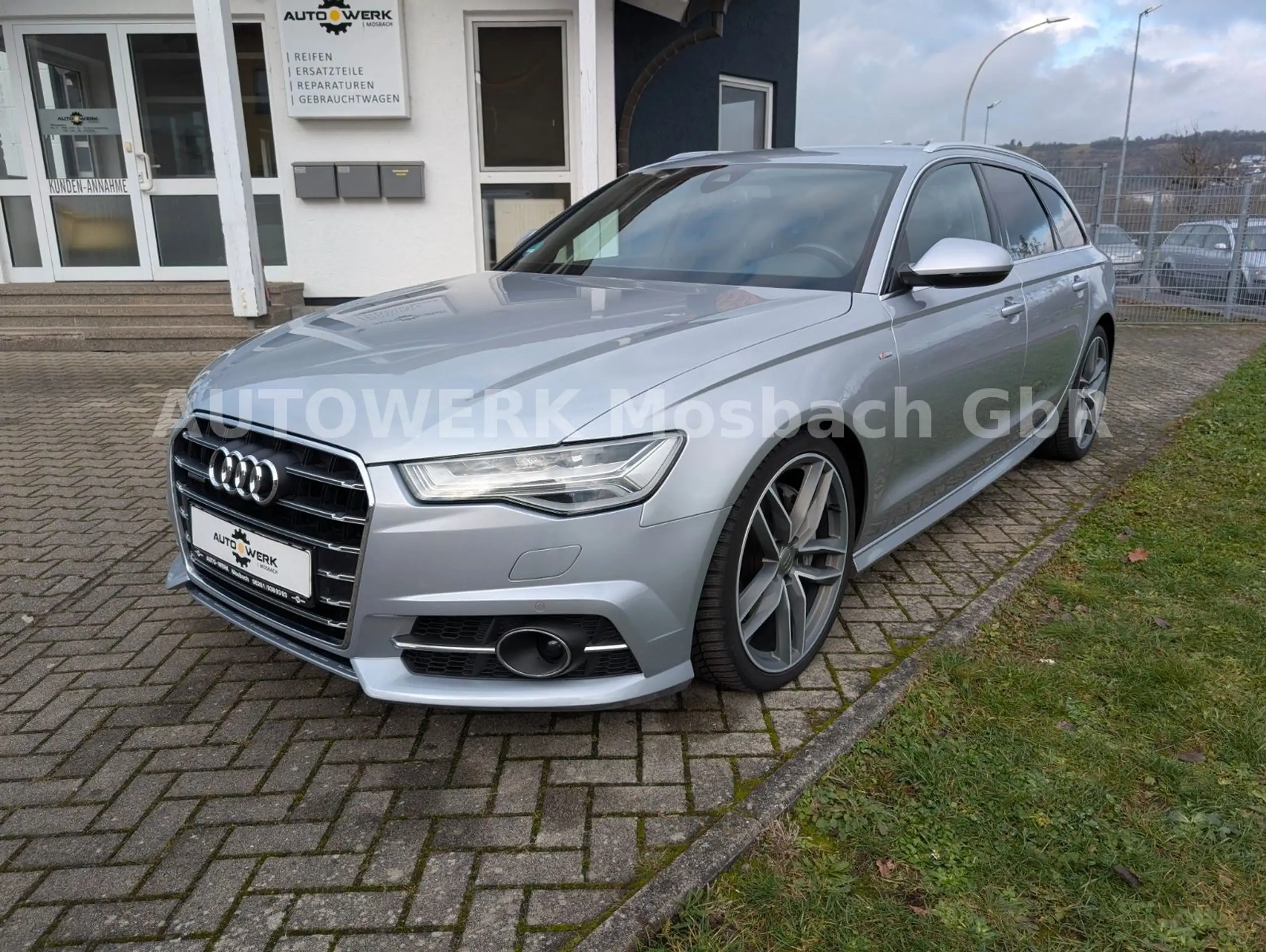 Audi - A6