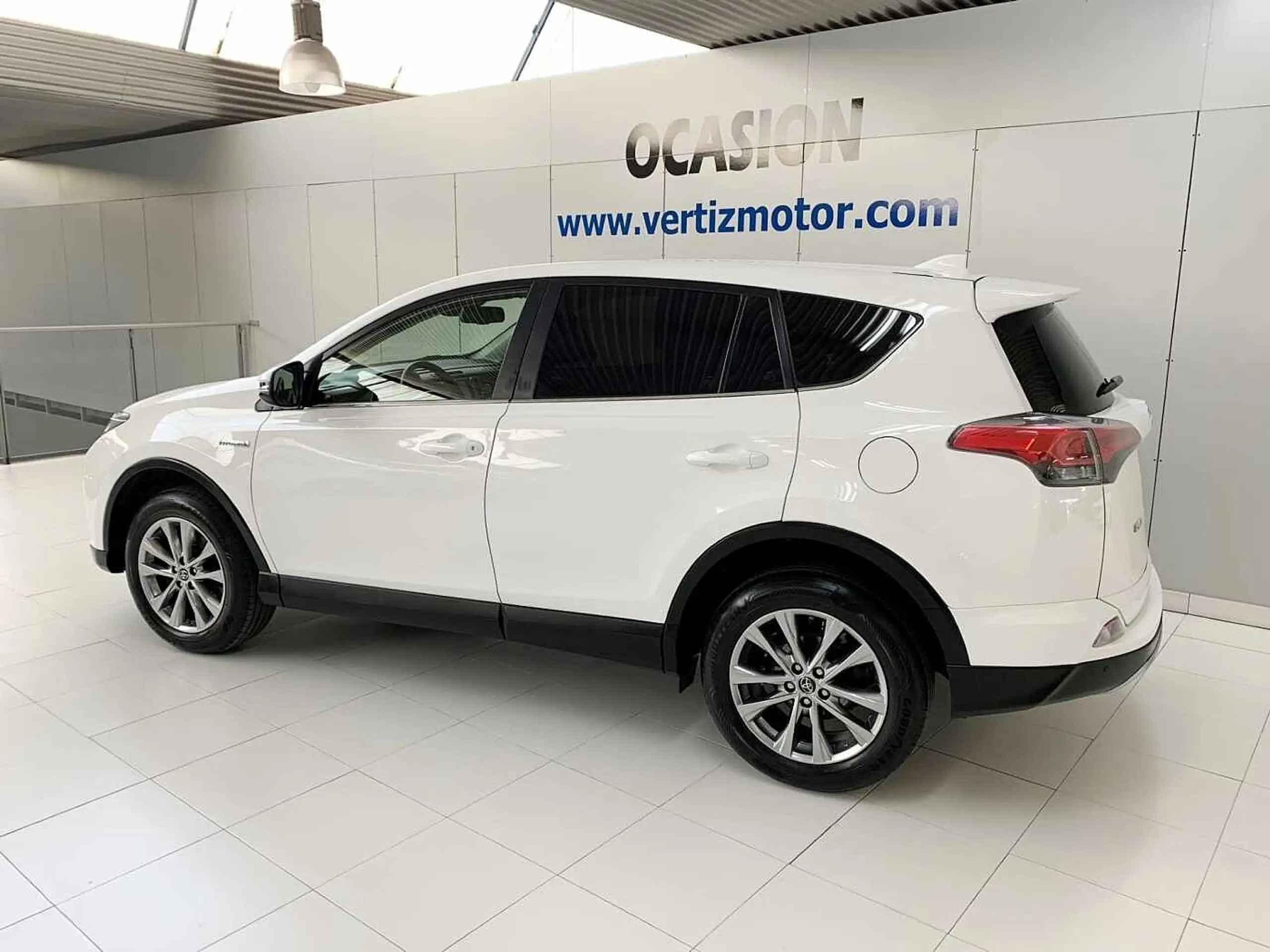 Toyota - RAV 4