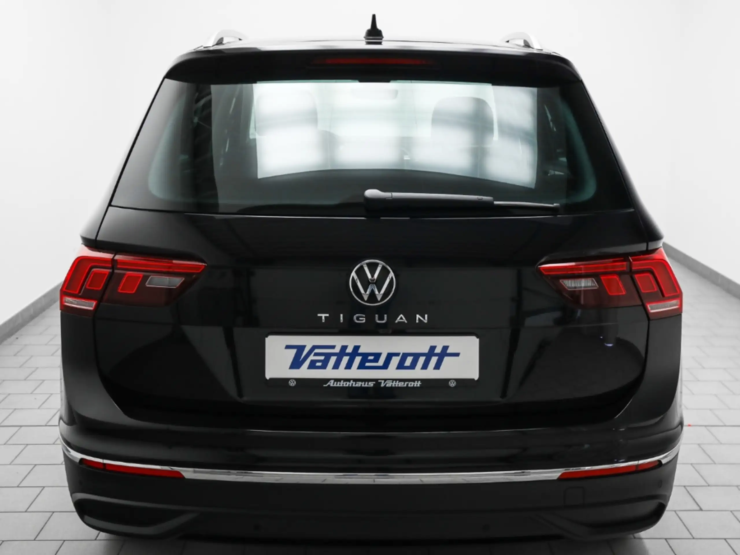 Volkswagen - Tiguan