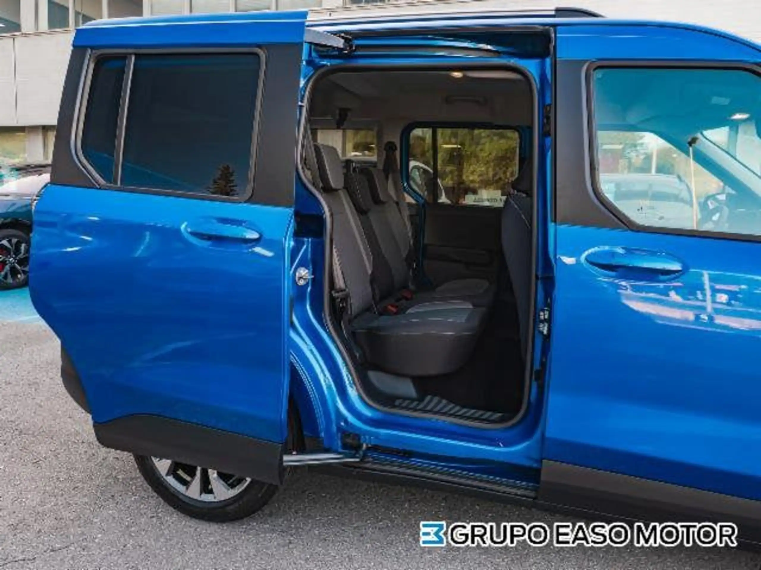 Ford - Tourneo Courier