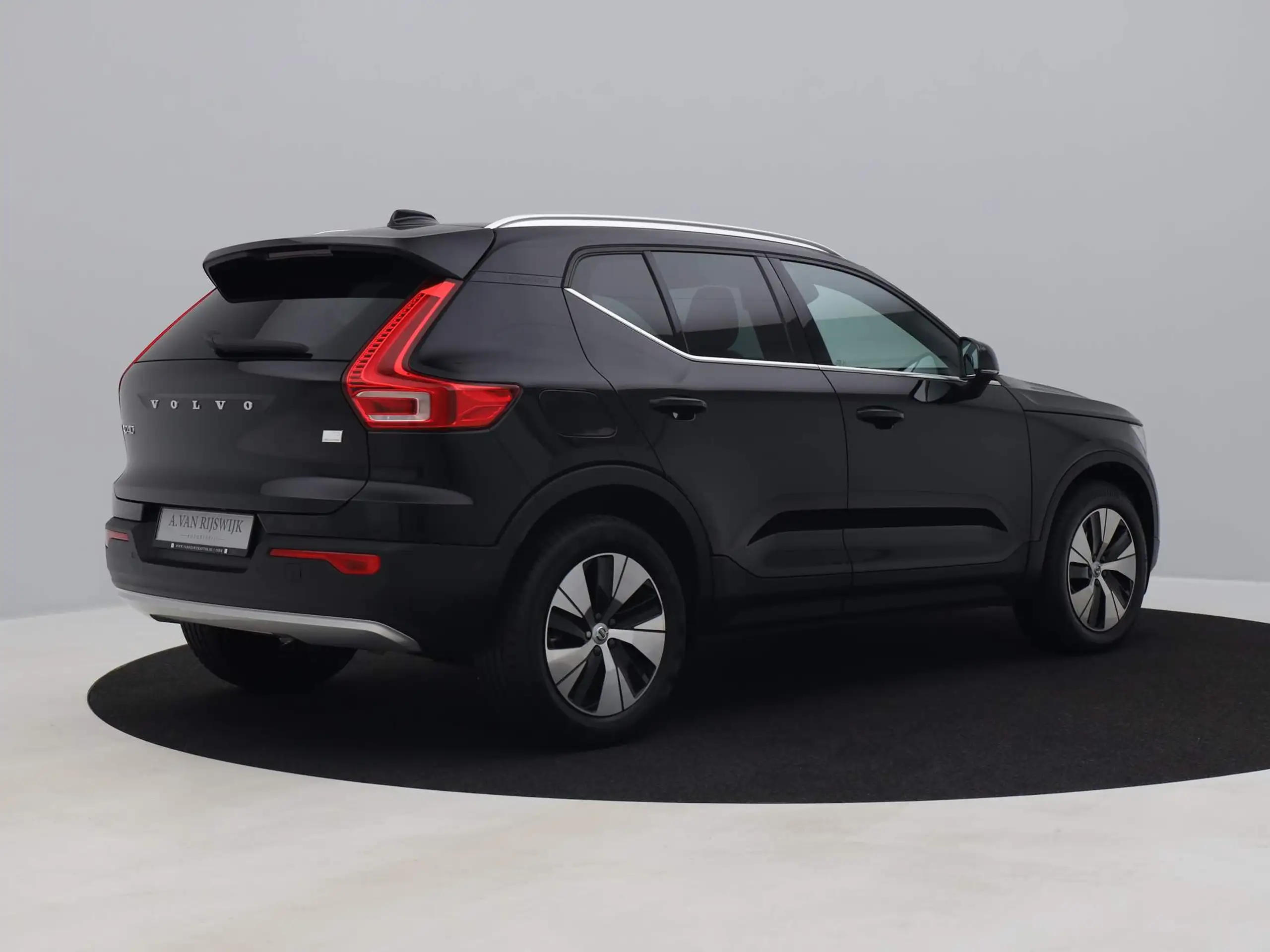 Volvo - XC40