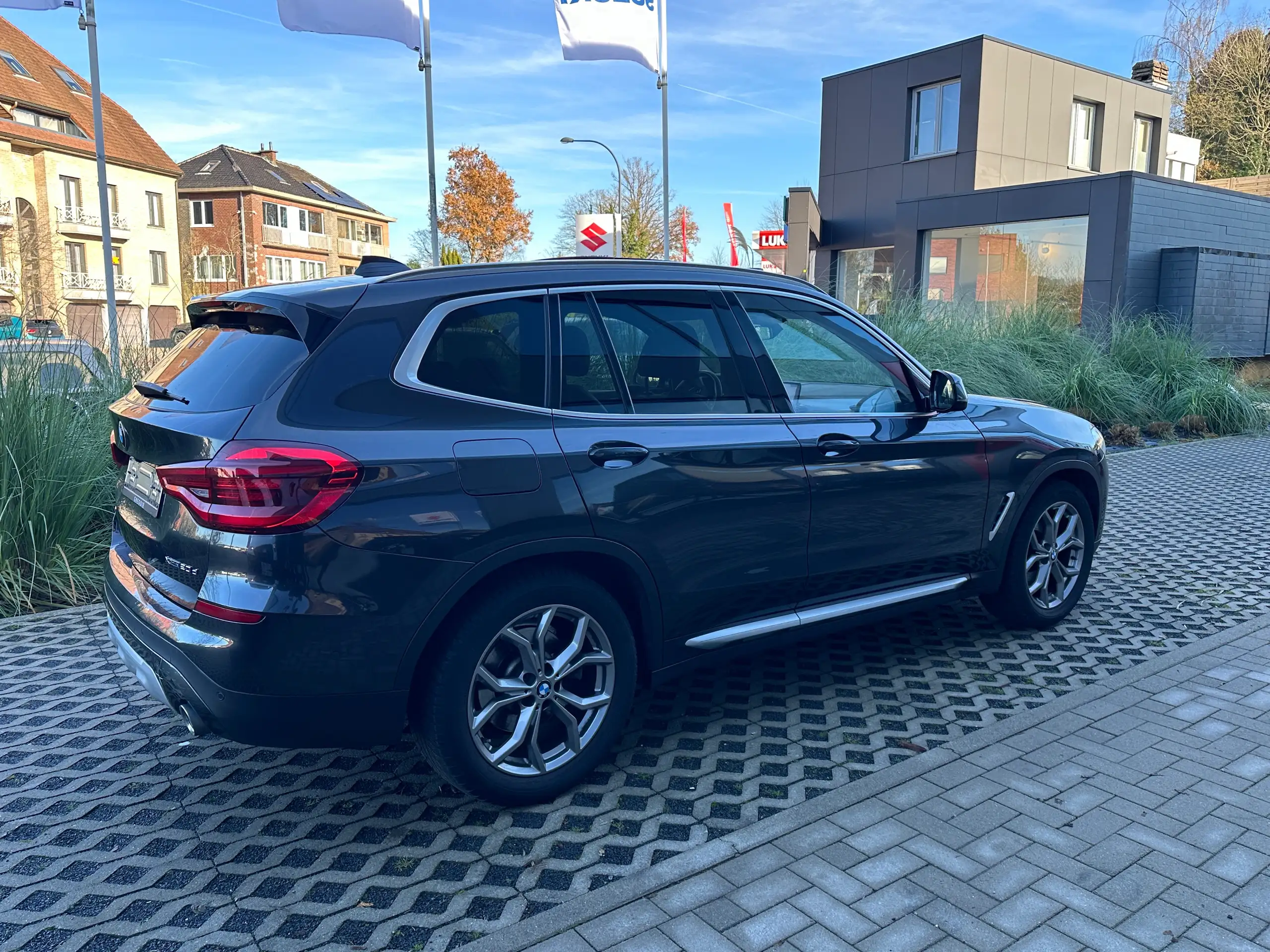 BMW - X3