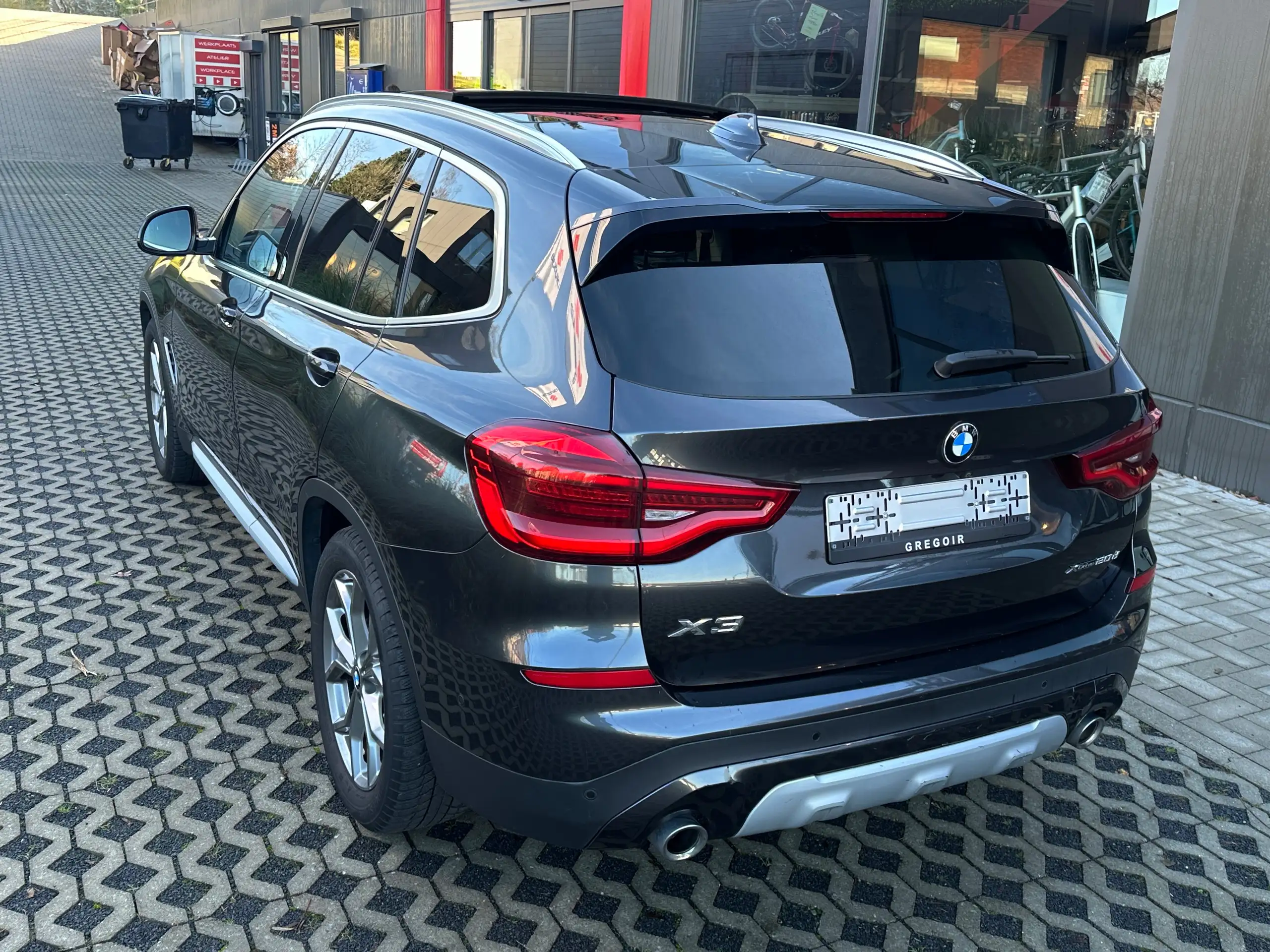 BMW - X3