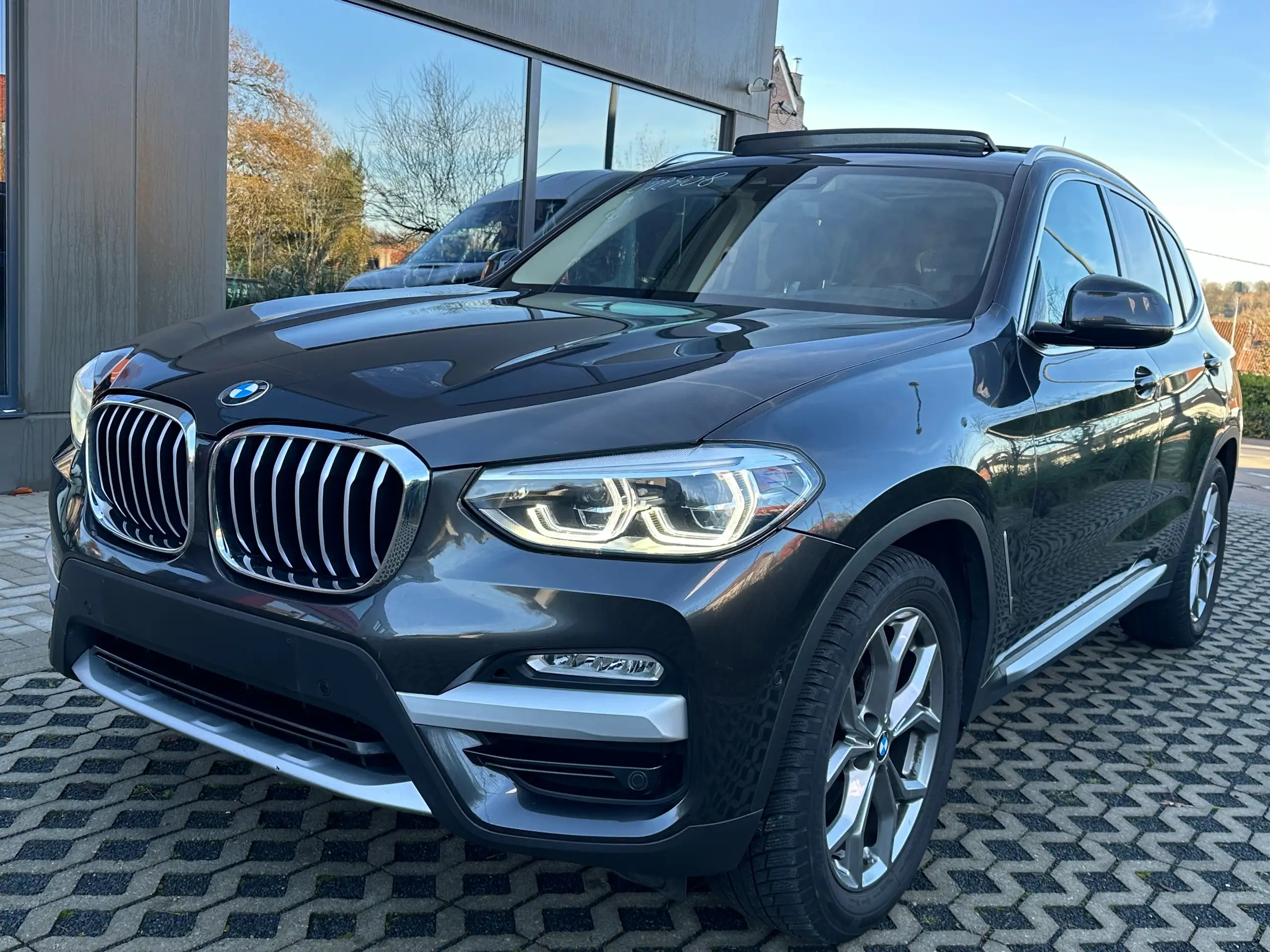 BMW - X3