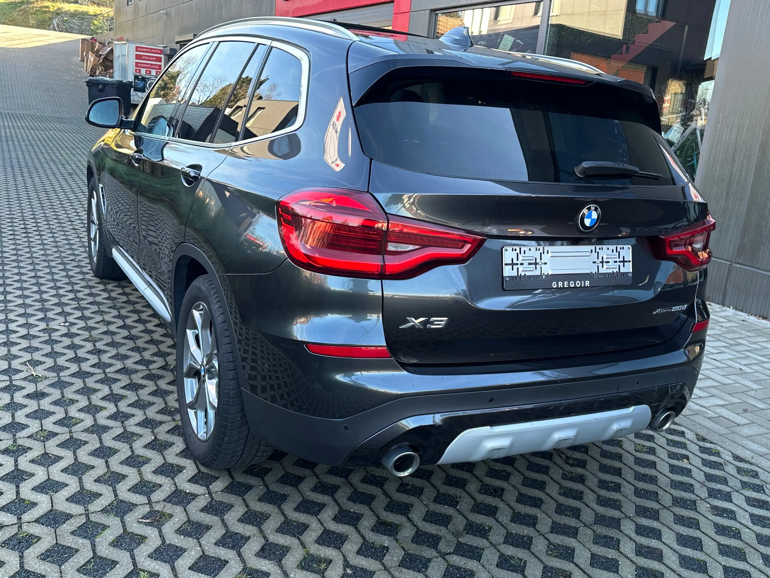 BMW - X3