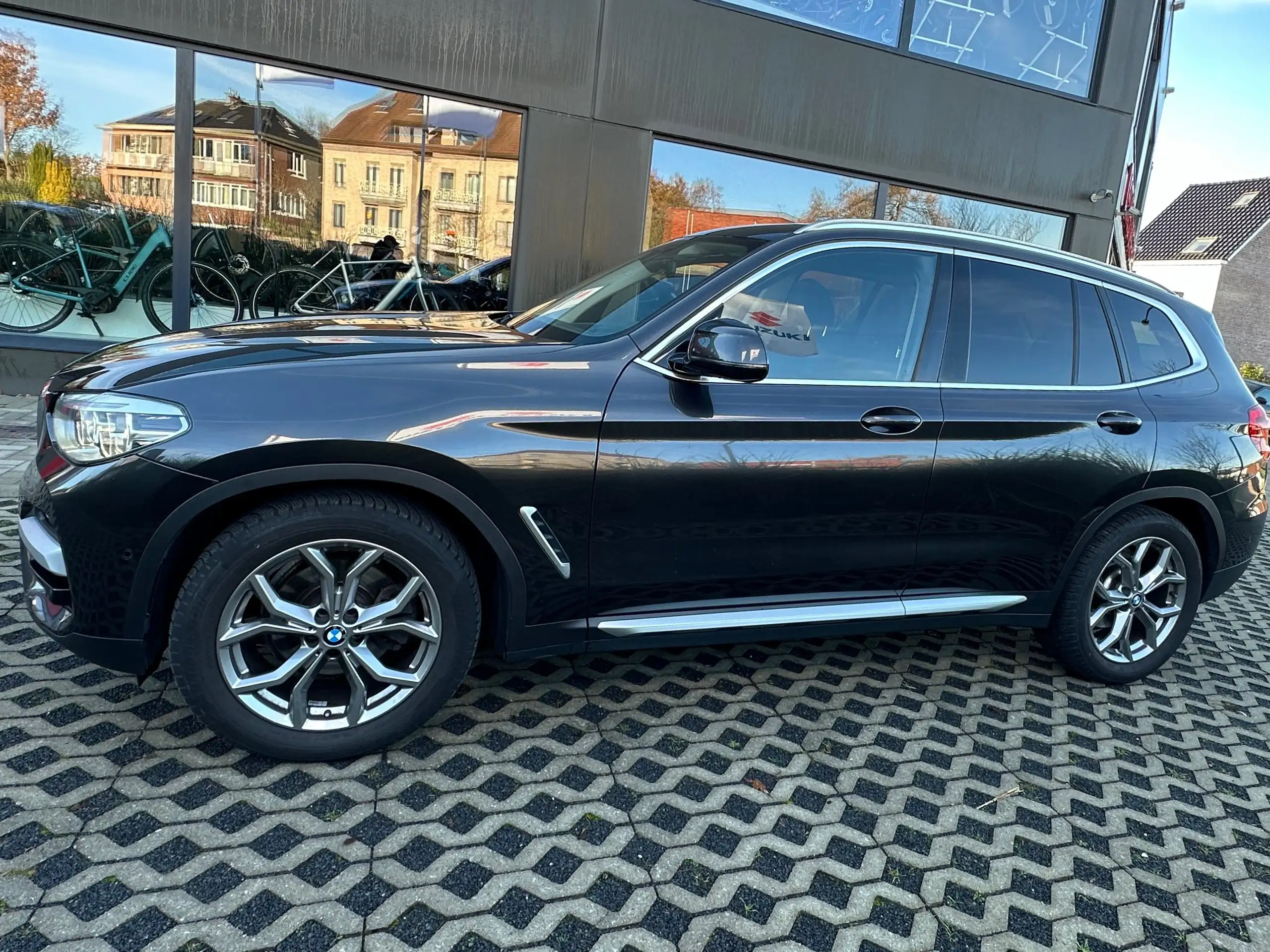 BMW - X3