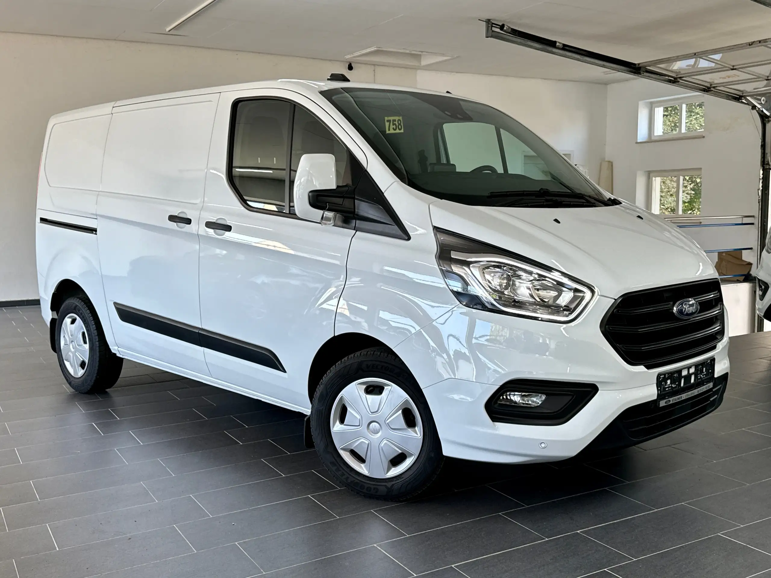 Ford - Transit Custom