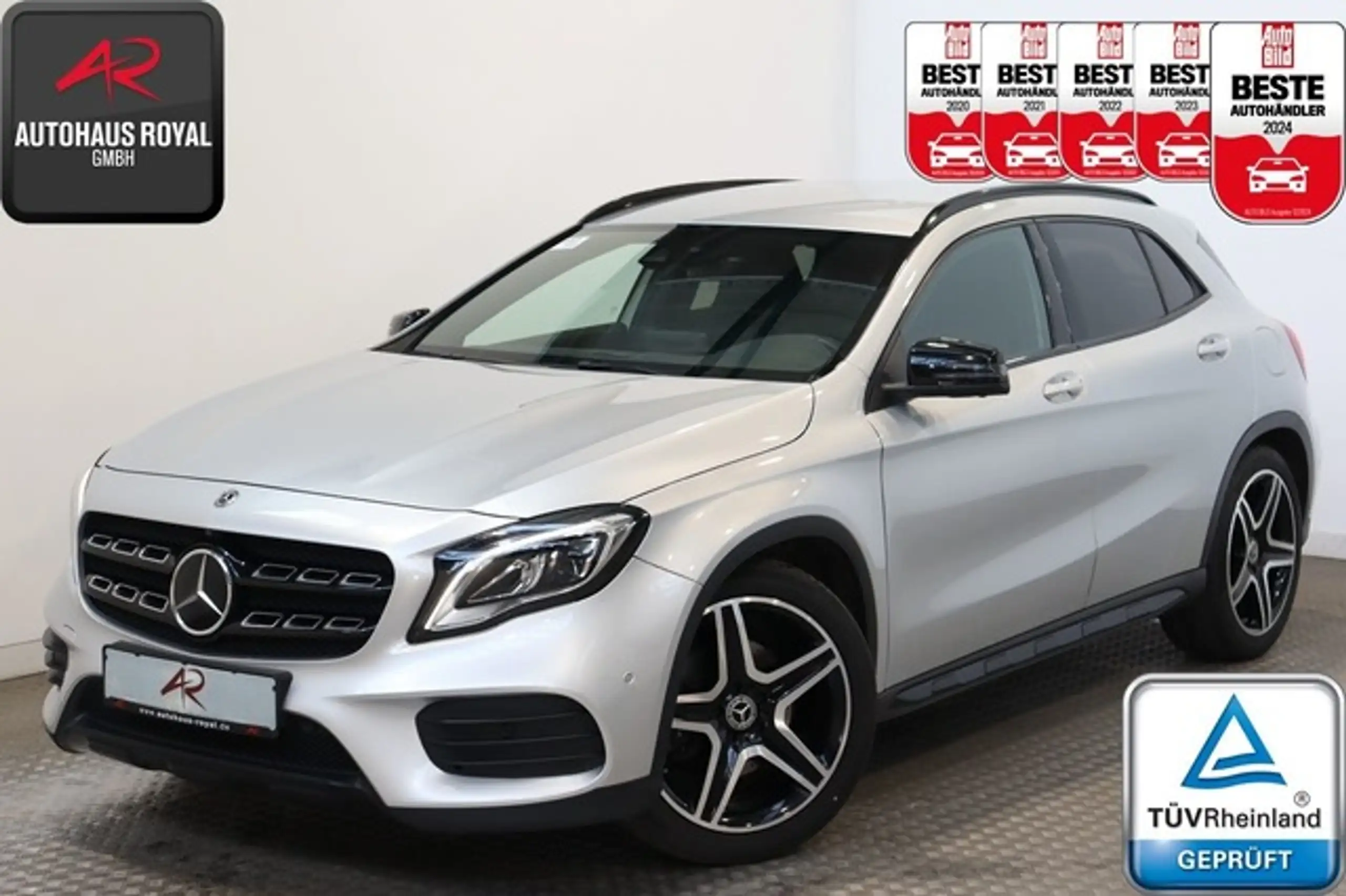 Mercedes-Benz - GLA 220