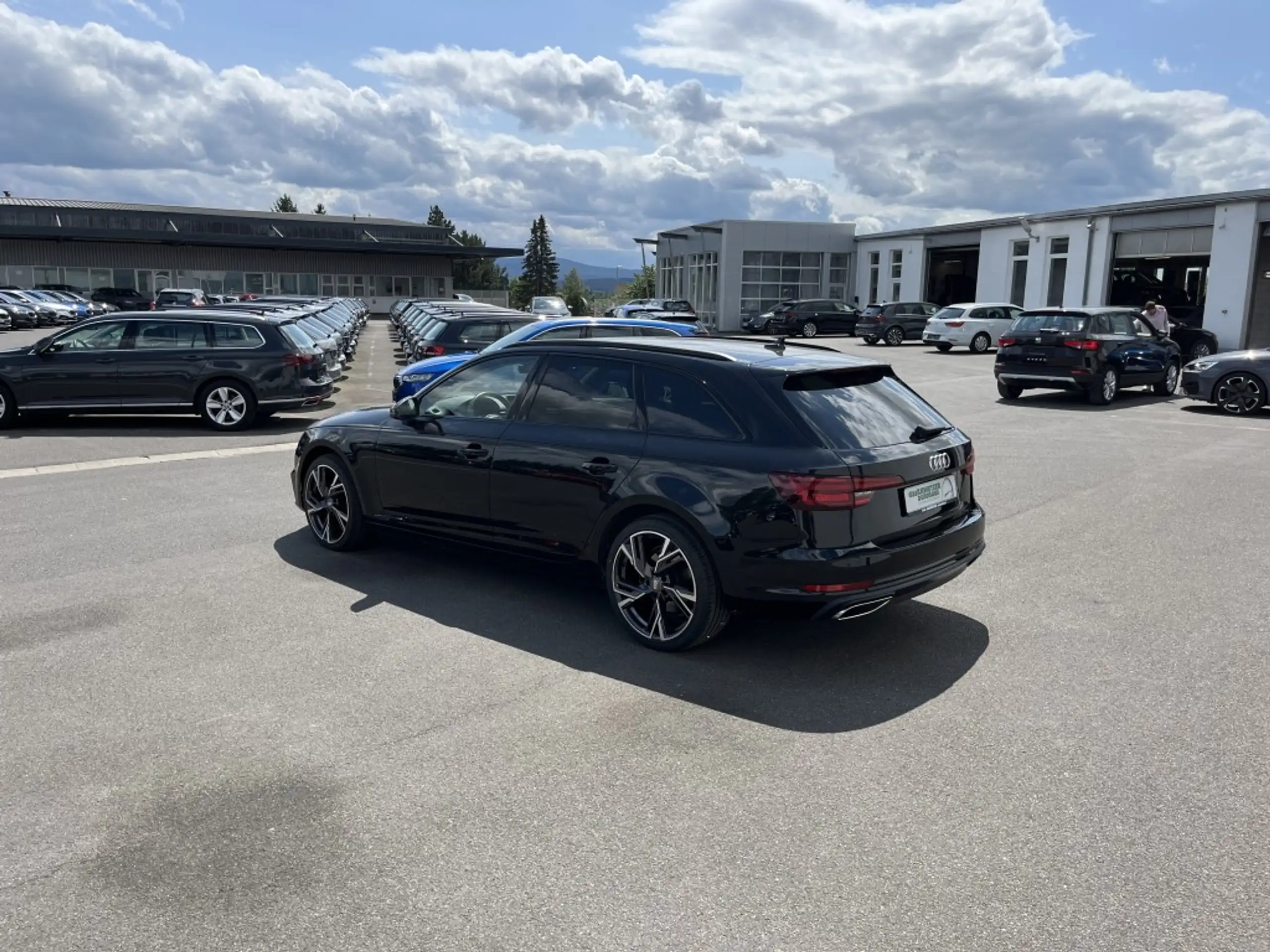 Audi - A4