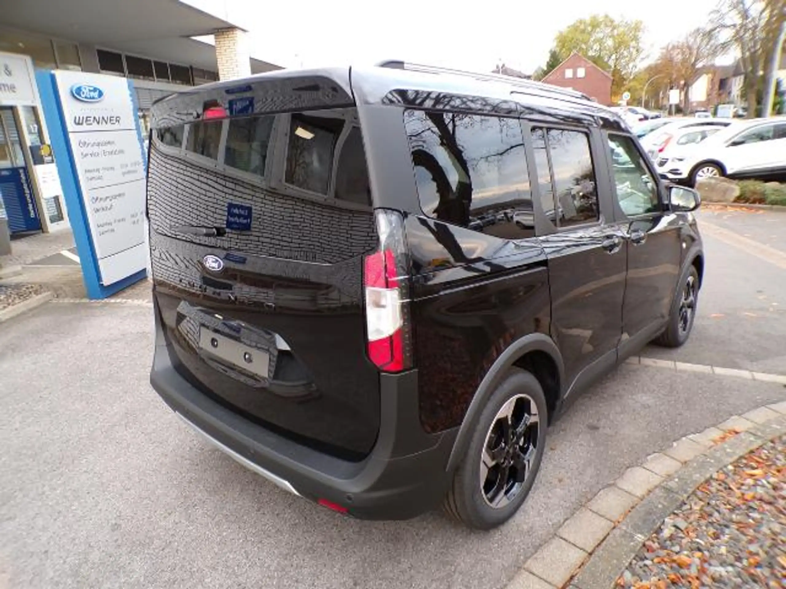 Ford - Tourneo Courier