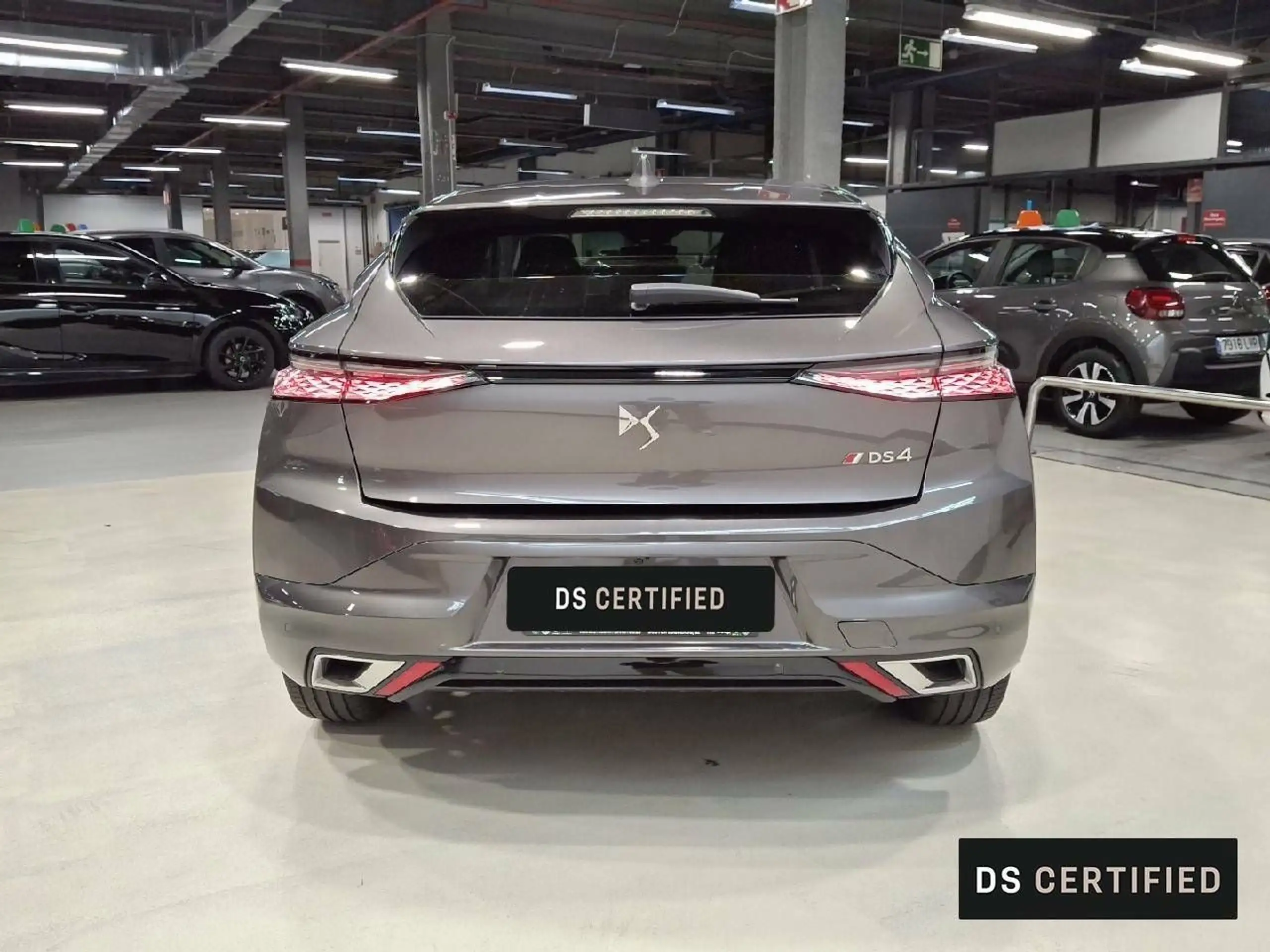 DS Automobiles - DS 4