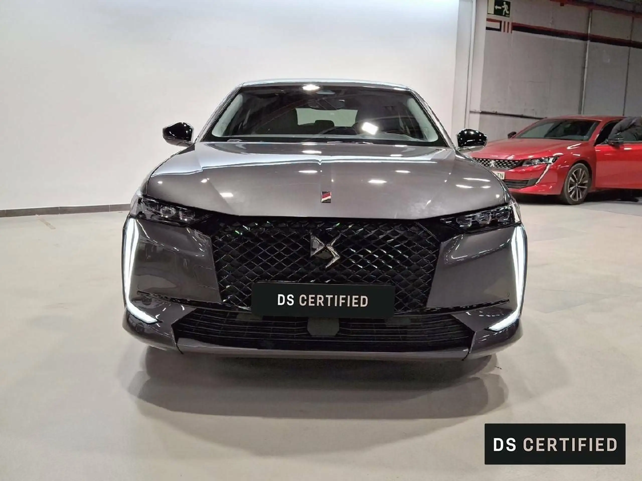 DS Automobiles - DS 4