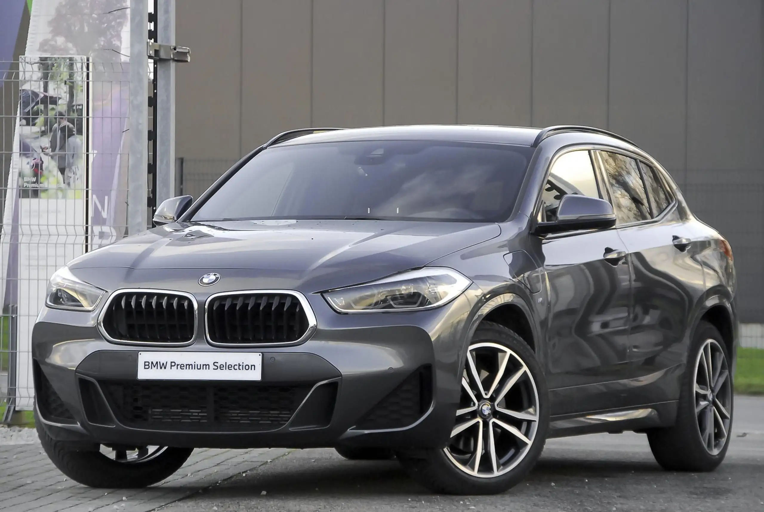 BMW - X2