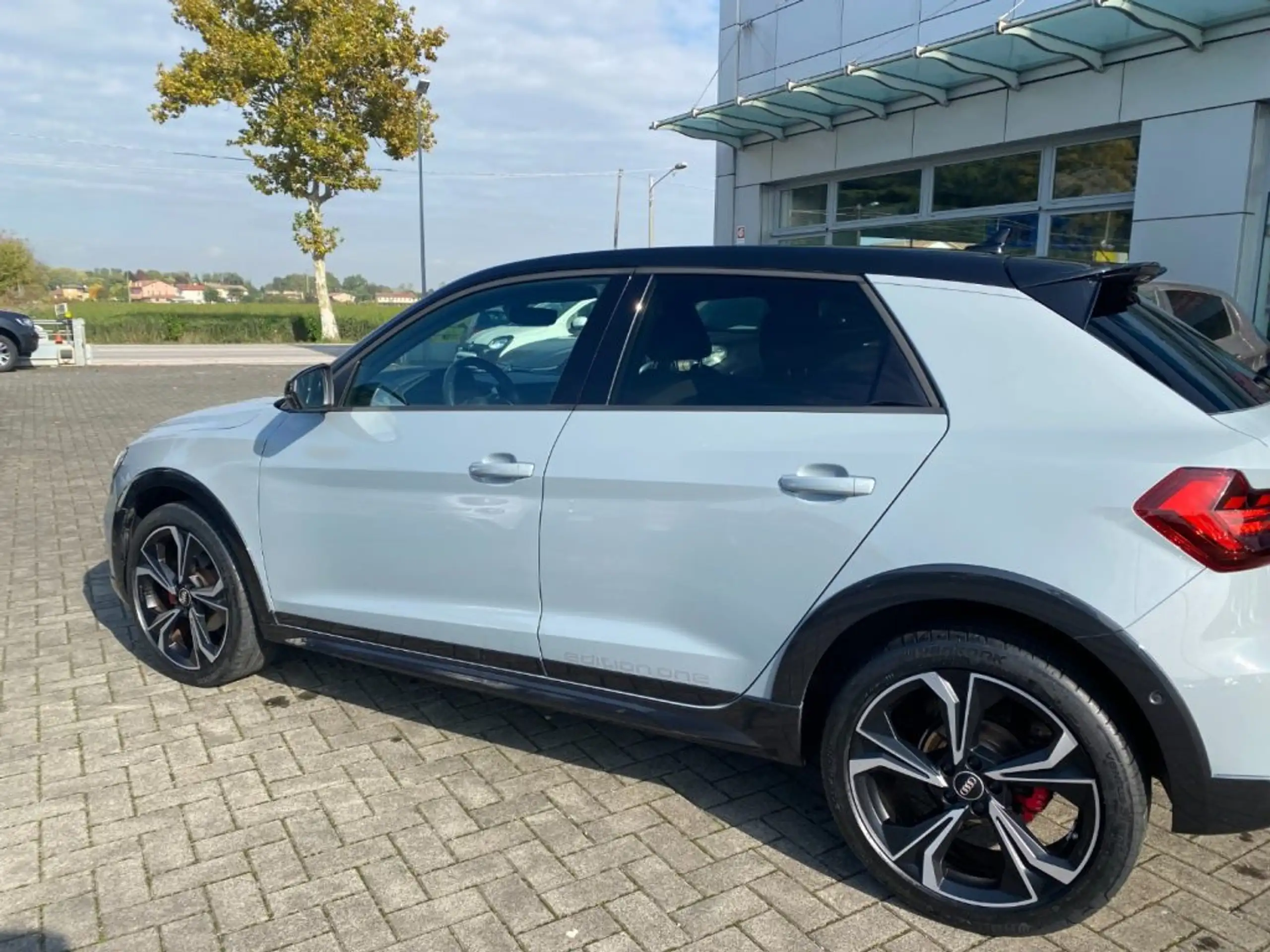 Audi - A1