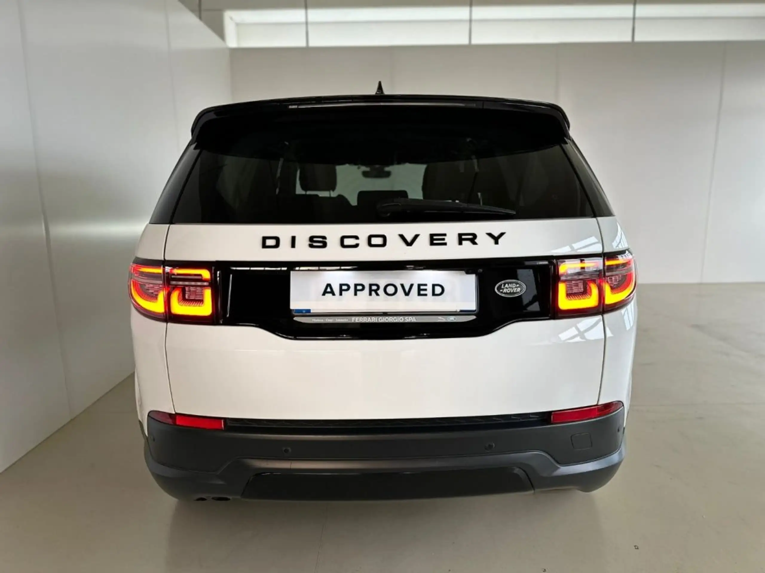 Land Rover - Discovery Sport