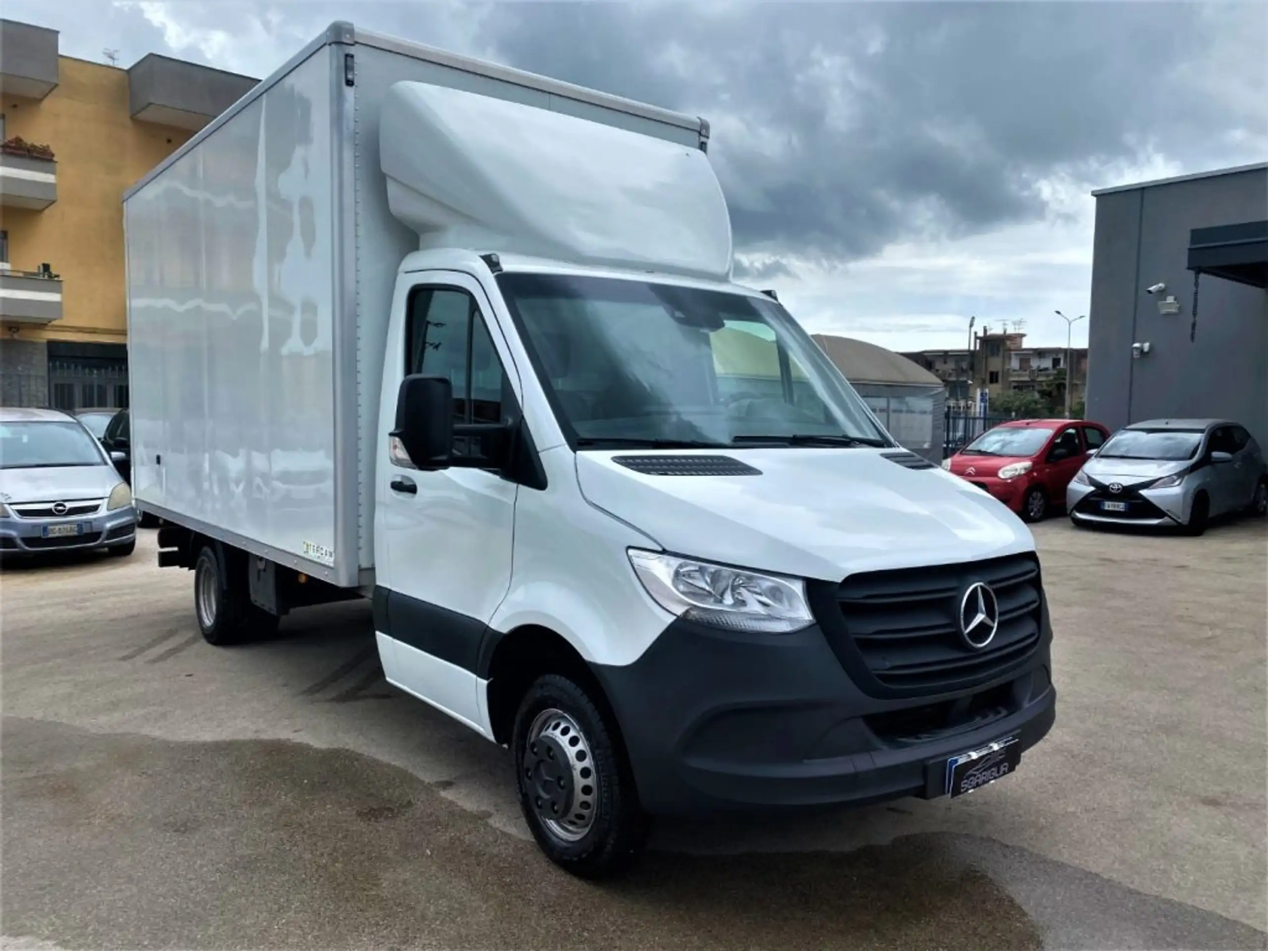 Mercedes-Benz - Sprinter