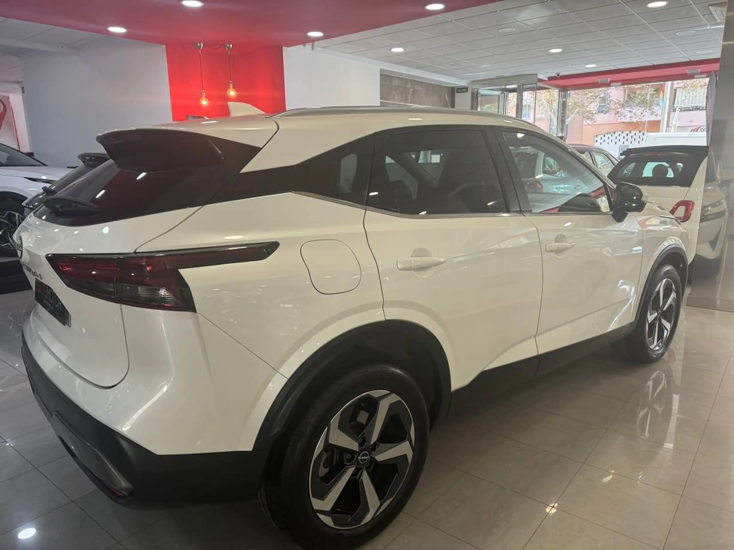 Nissan - Qashqai