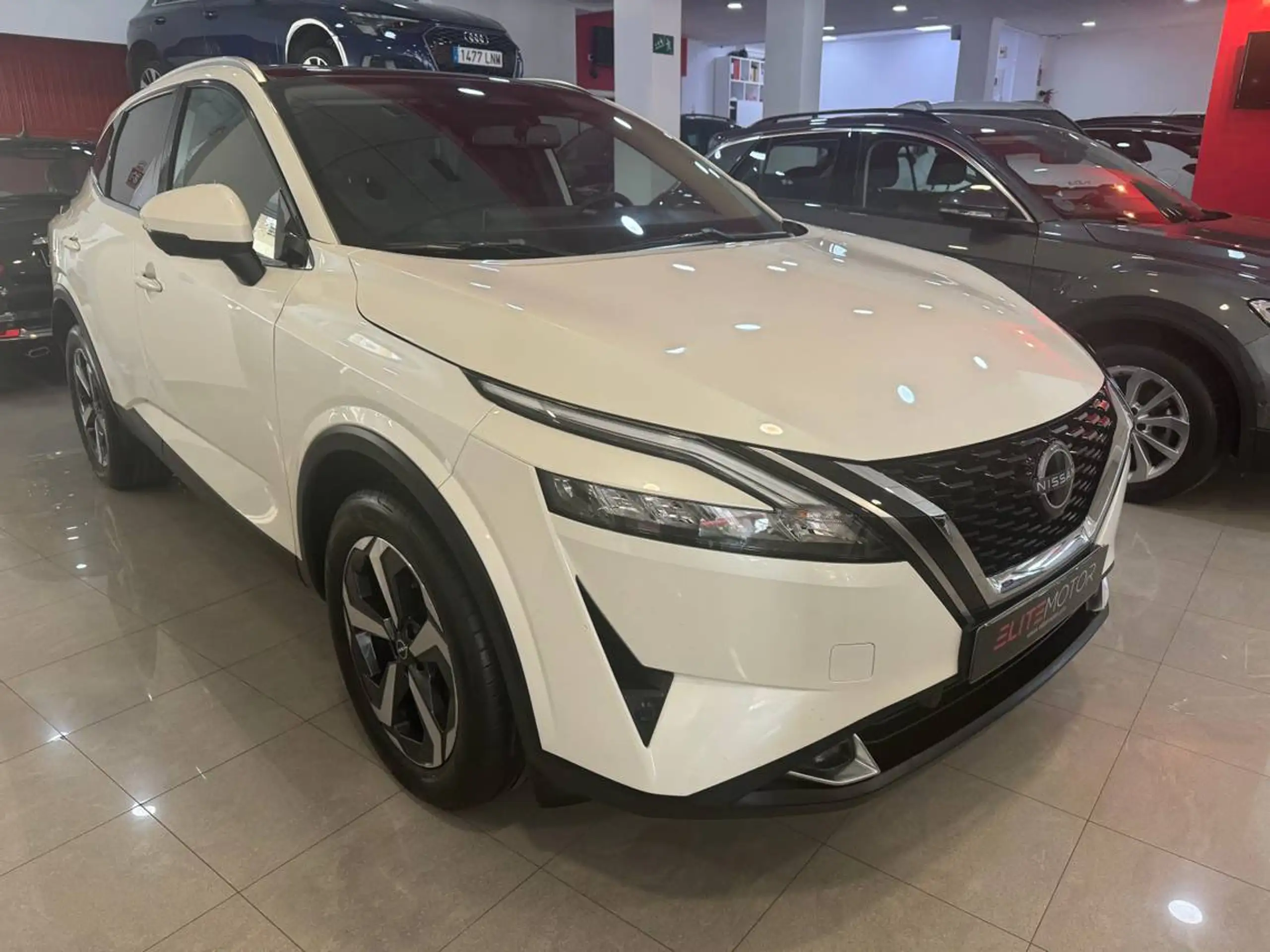 Nissan - Qashqai