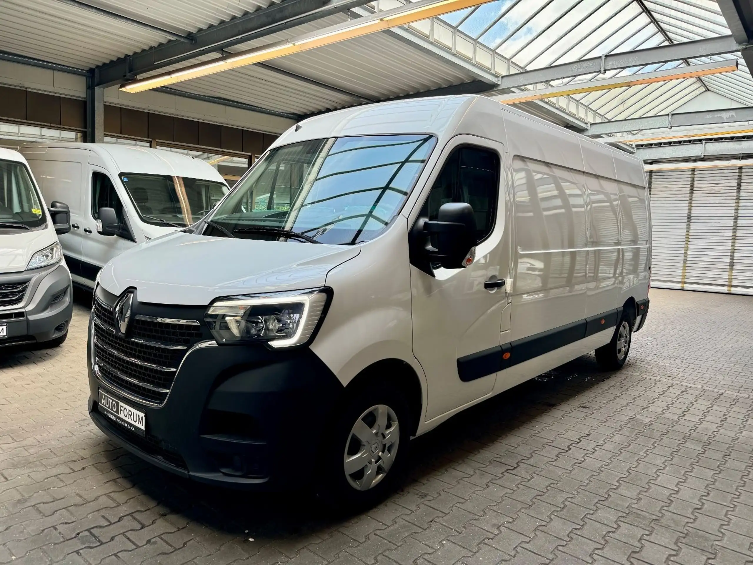 Renault - Master