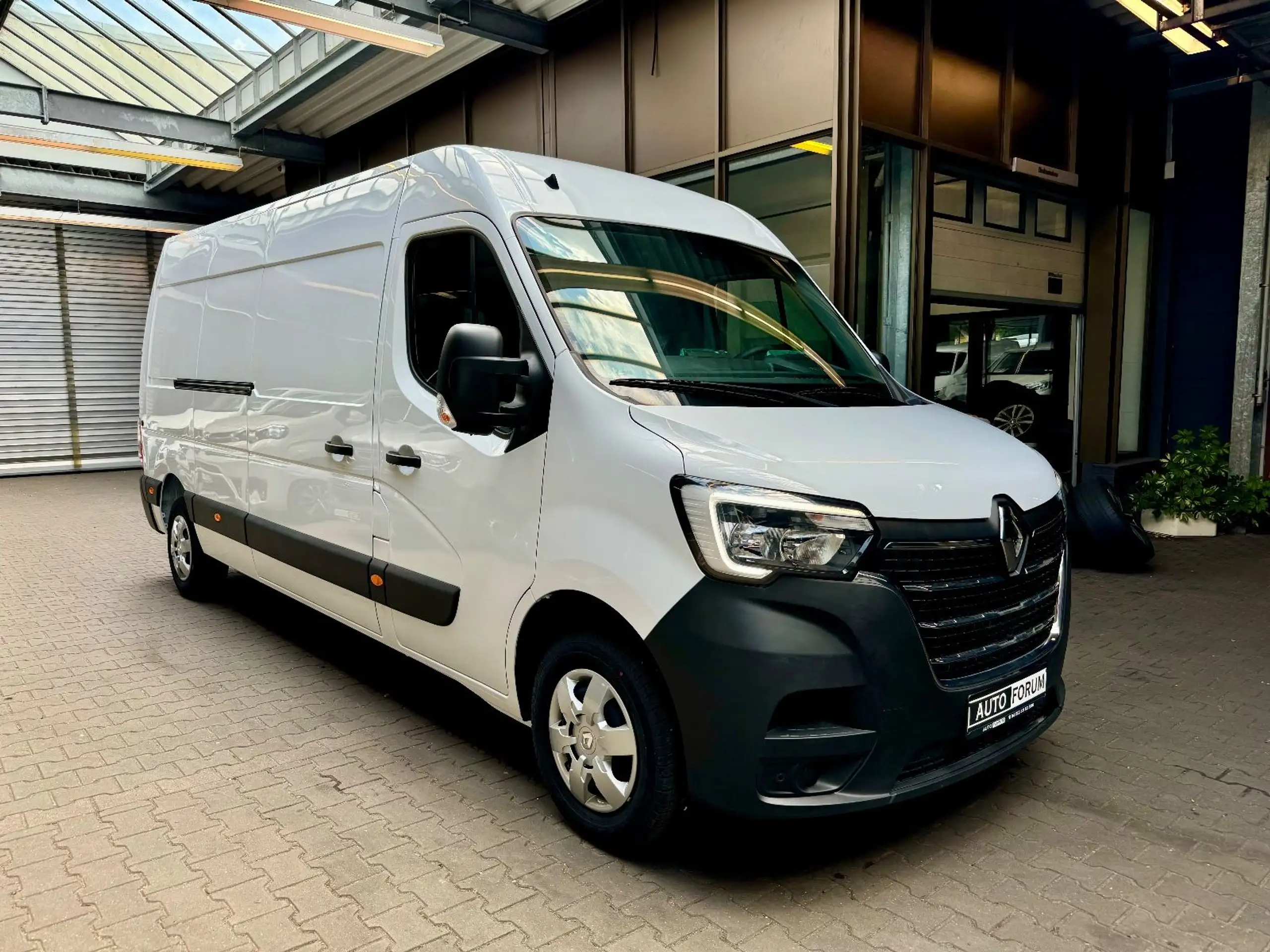 Renault - Master