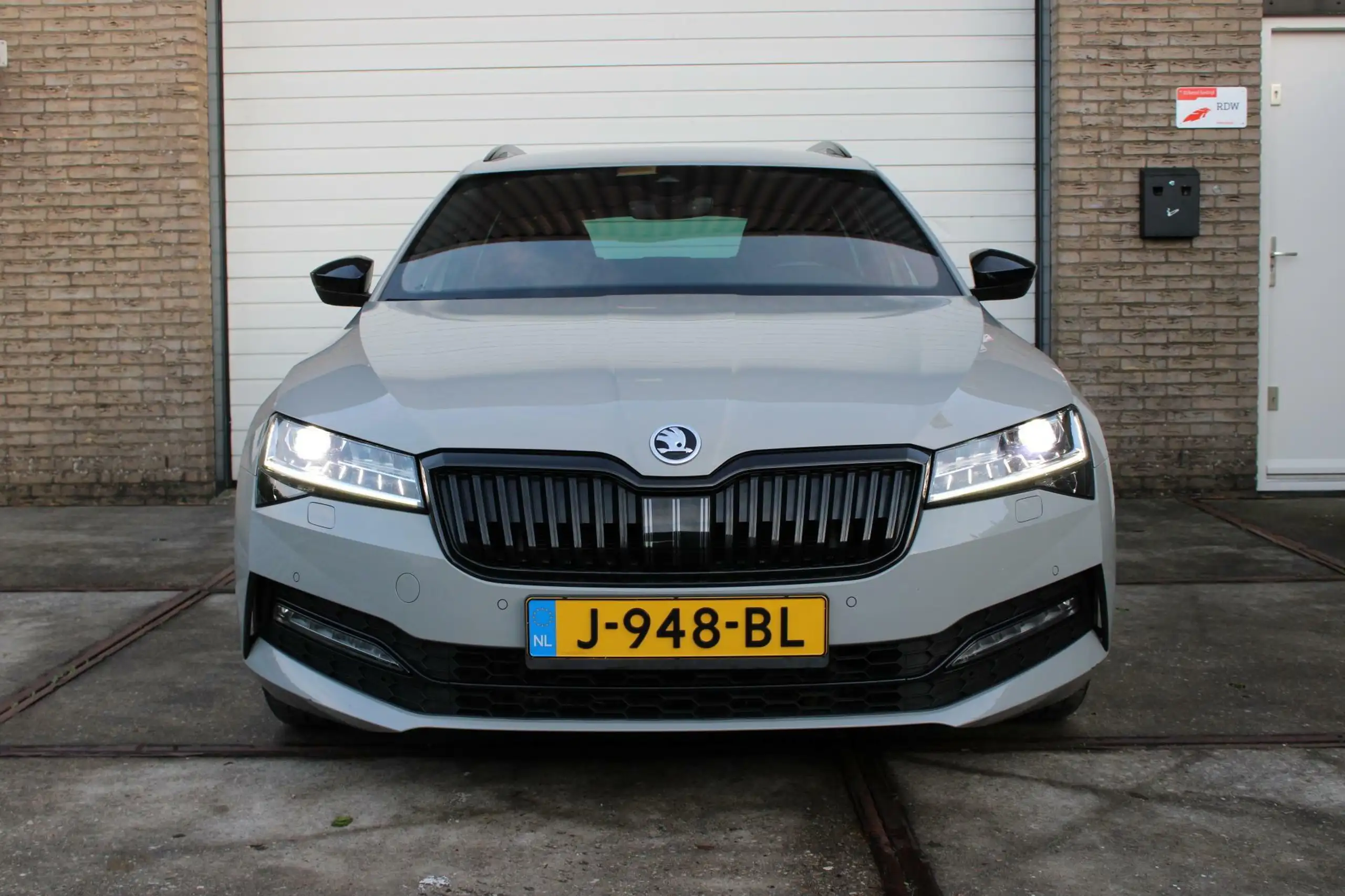 Skoda - Superb