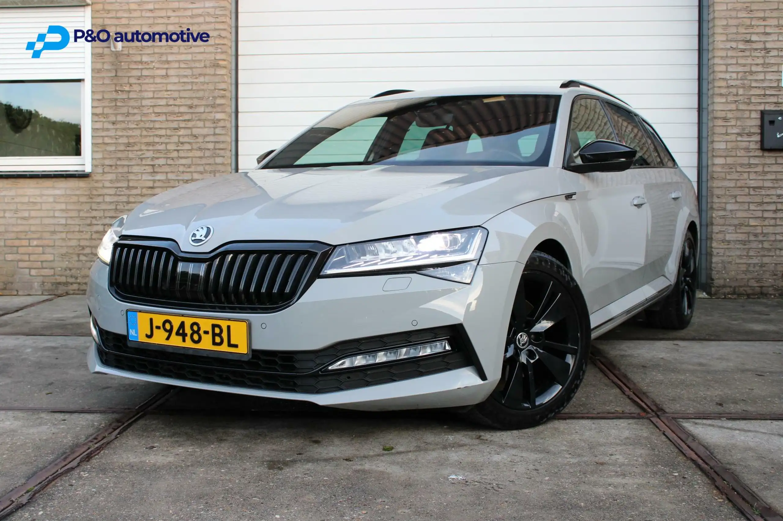 Skoda - Superb