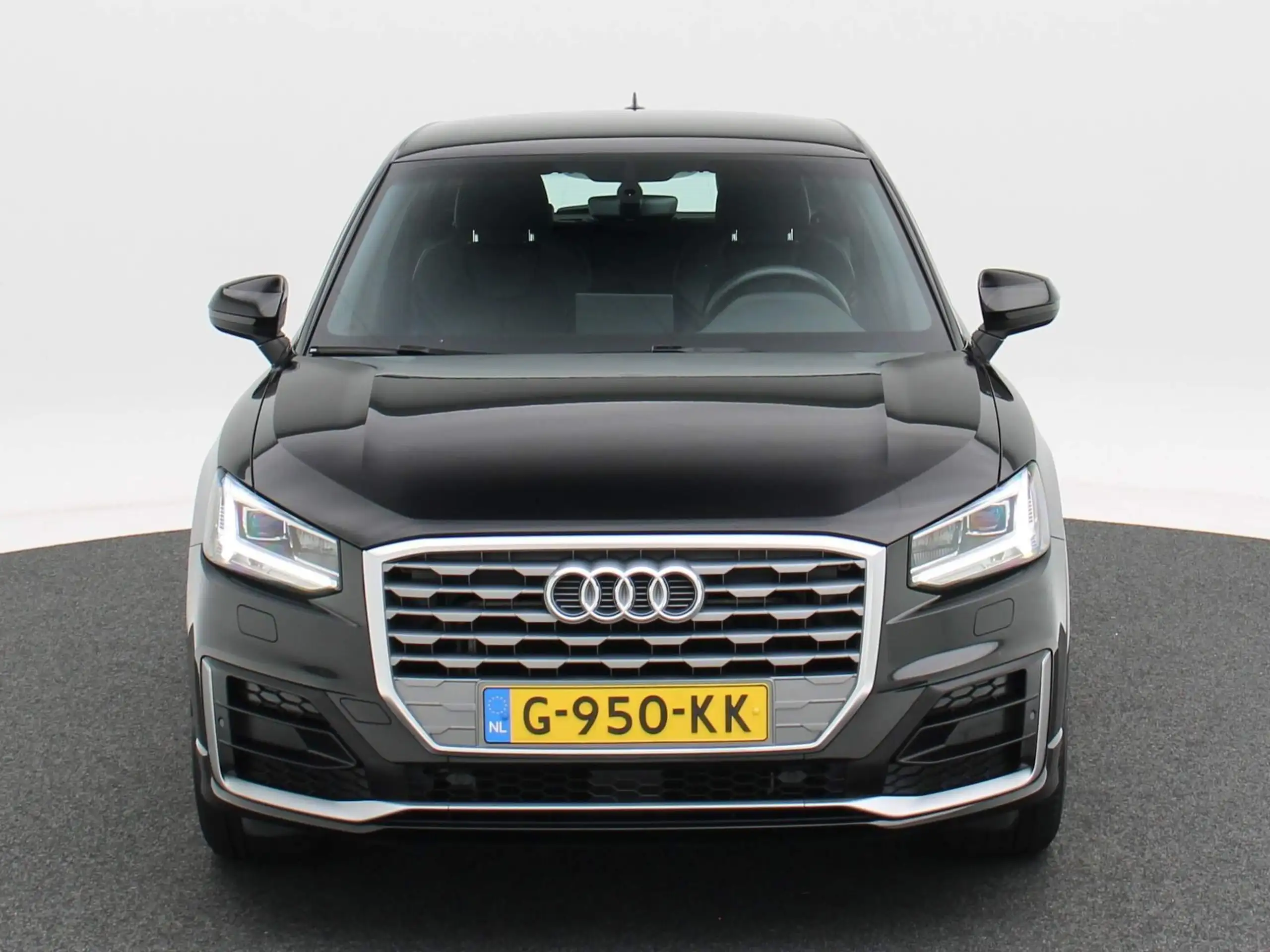 Audi - Q2