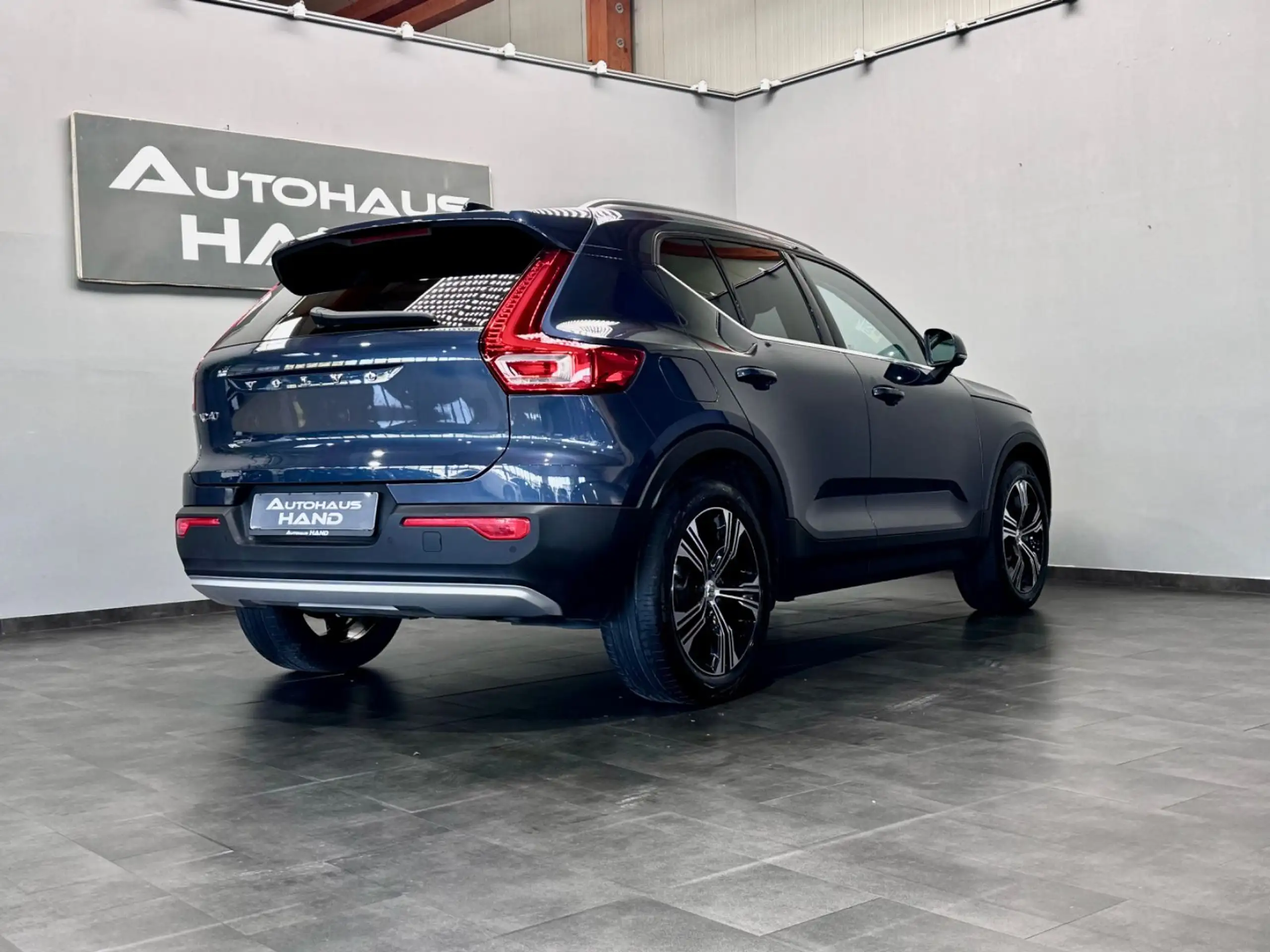 Volvo - XC40