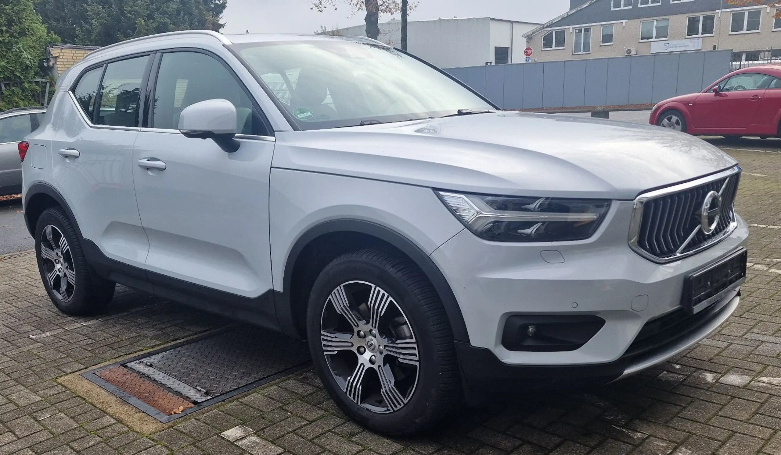 Volvo - XC40