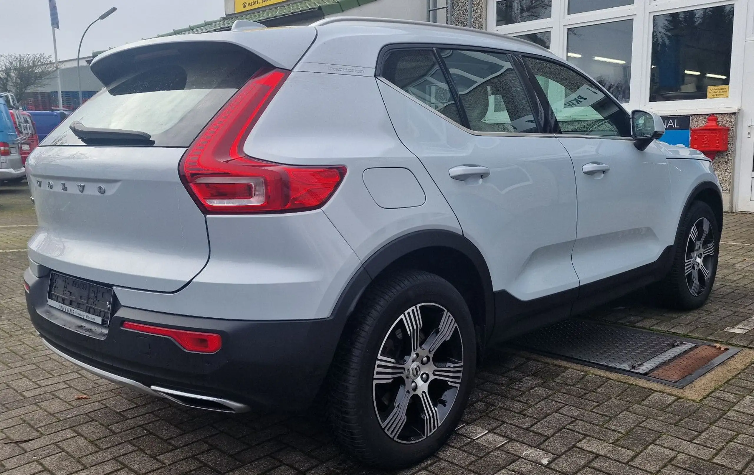 Volvo - XC40