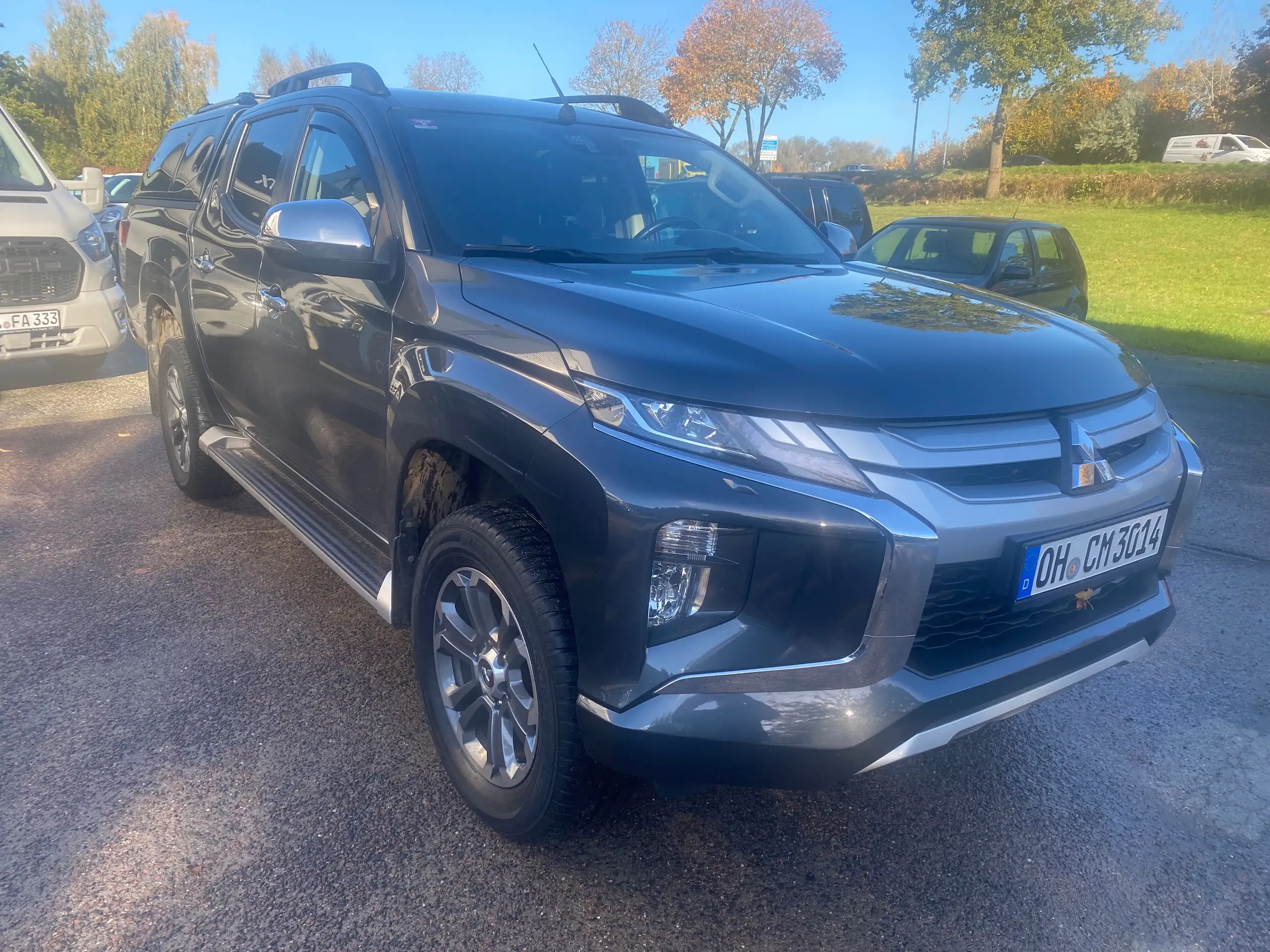 Mitsubishi - L200