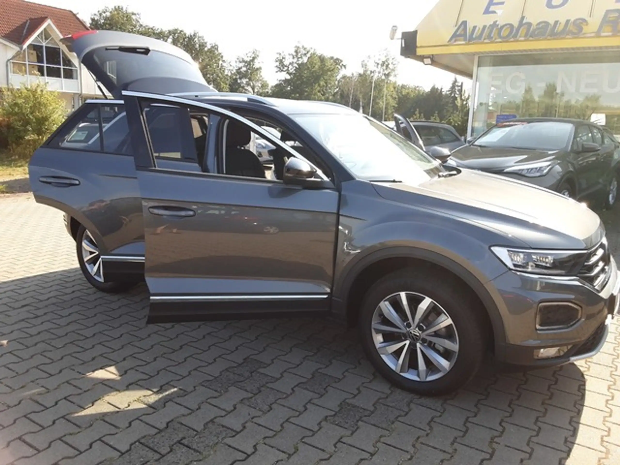 Volkswagen - T-Roc