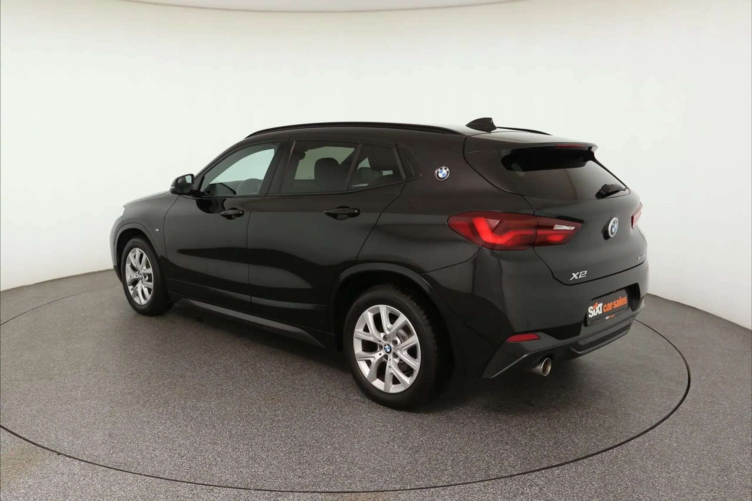 BMW - X2