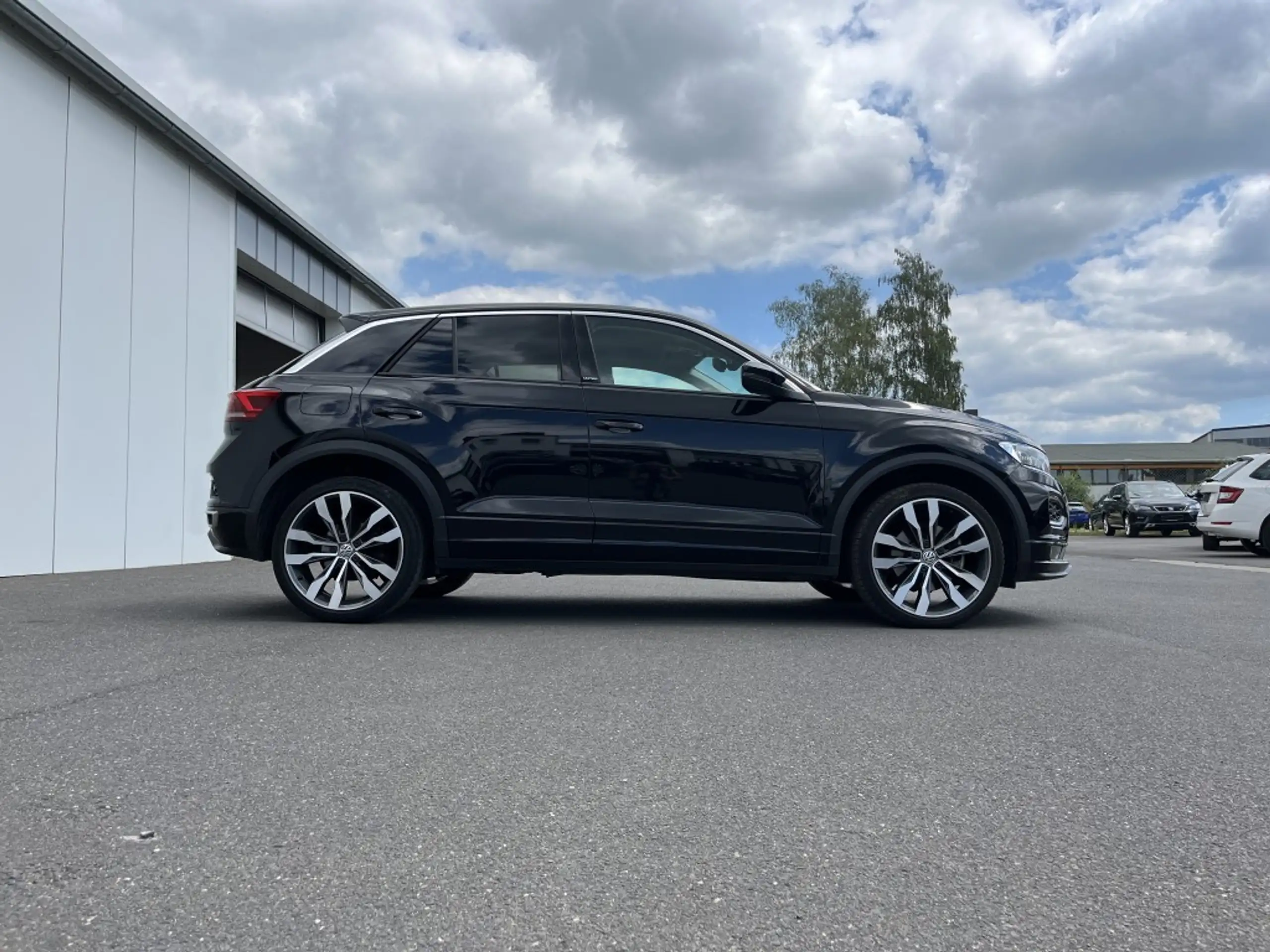 Volkswagen - T-Roc