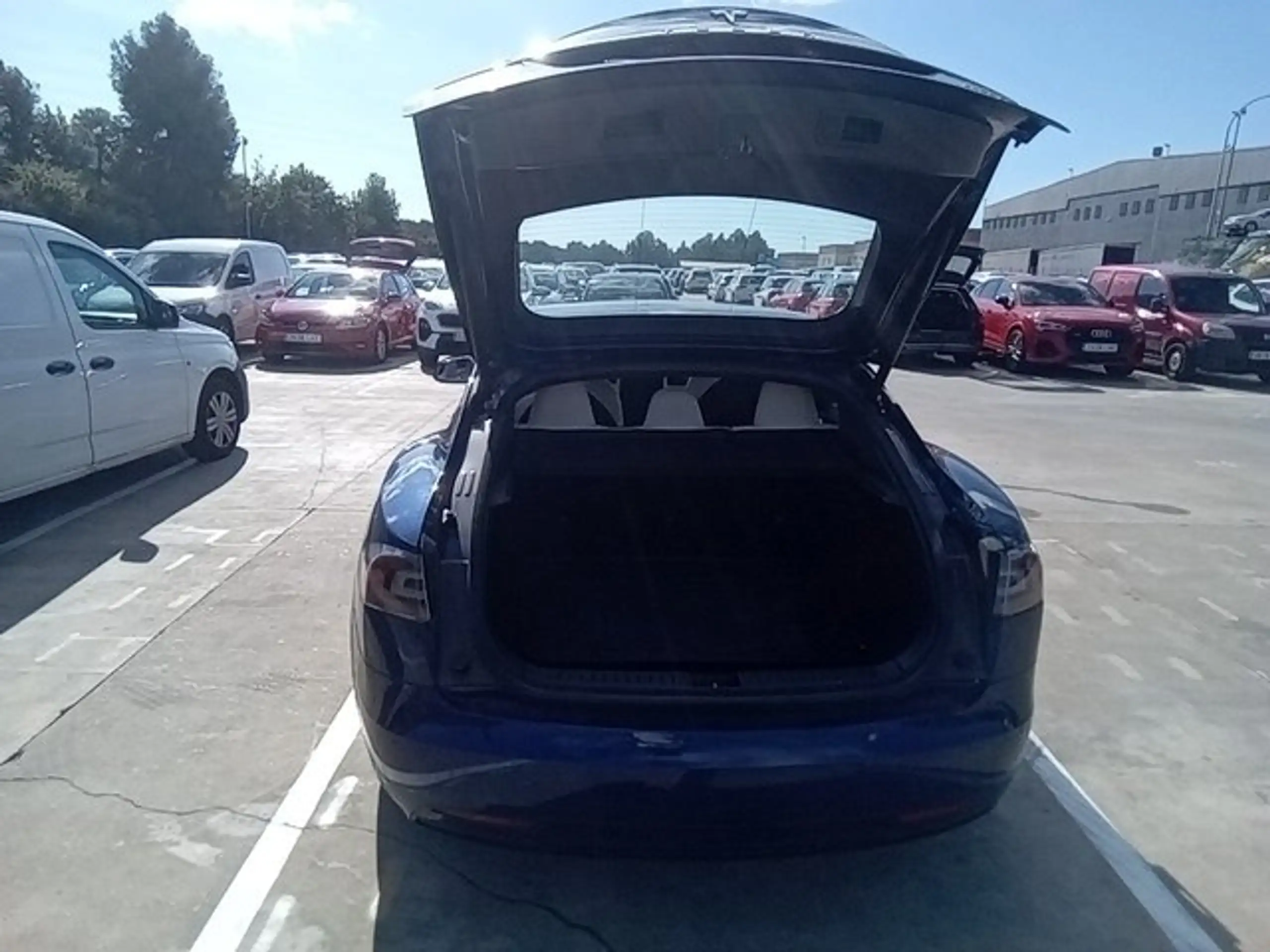 Tesla - Model S