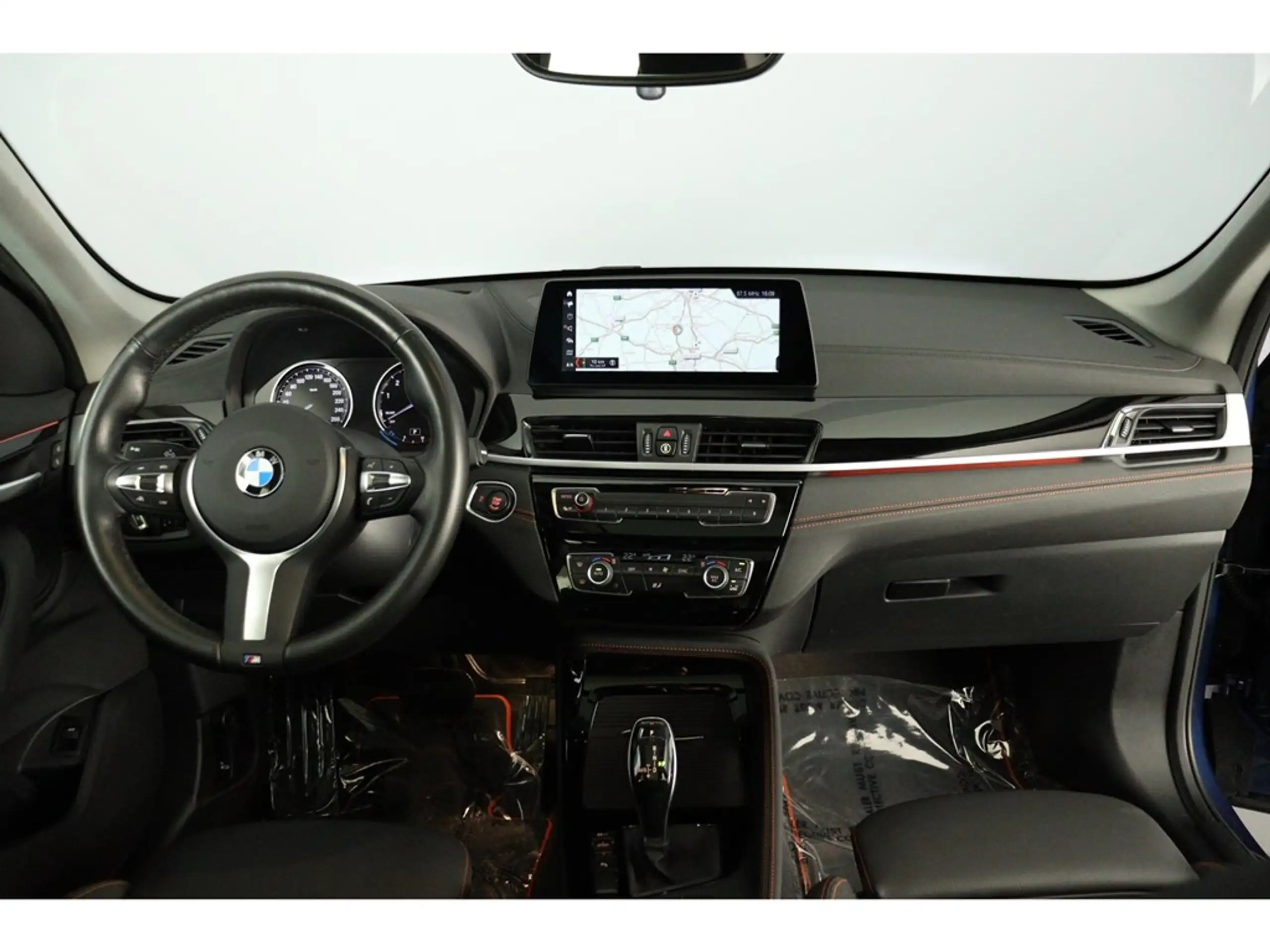 BMW - X1