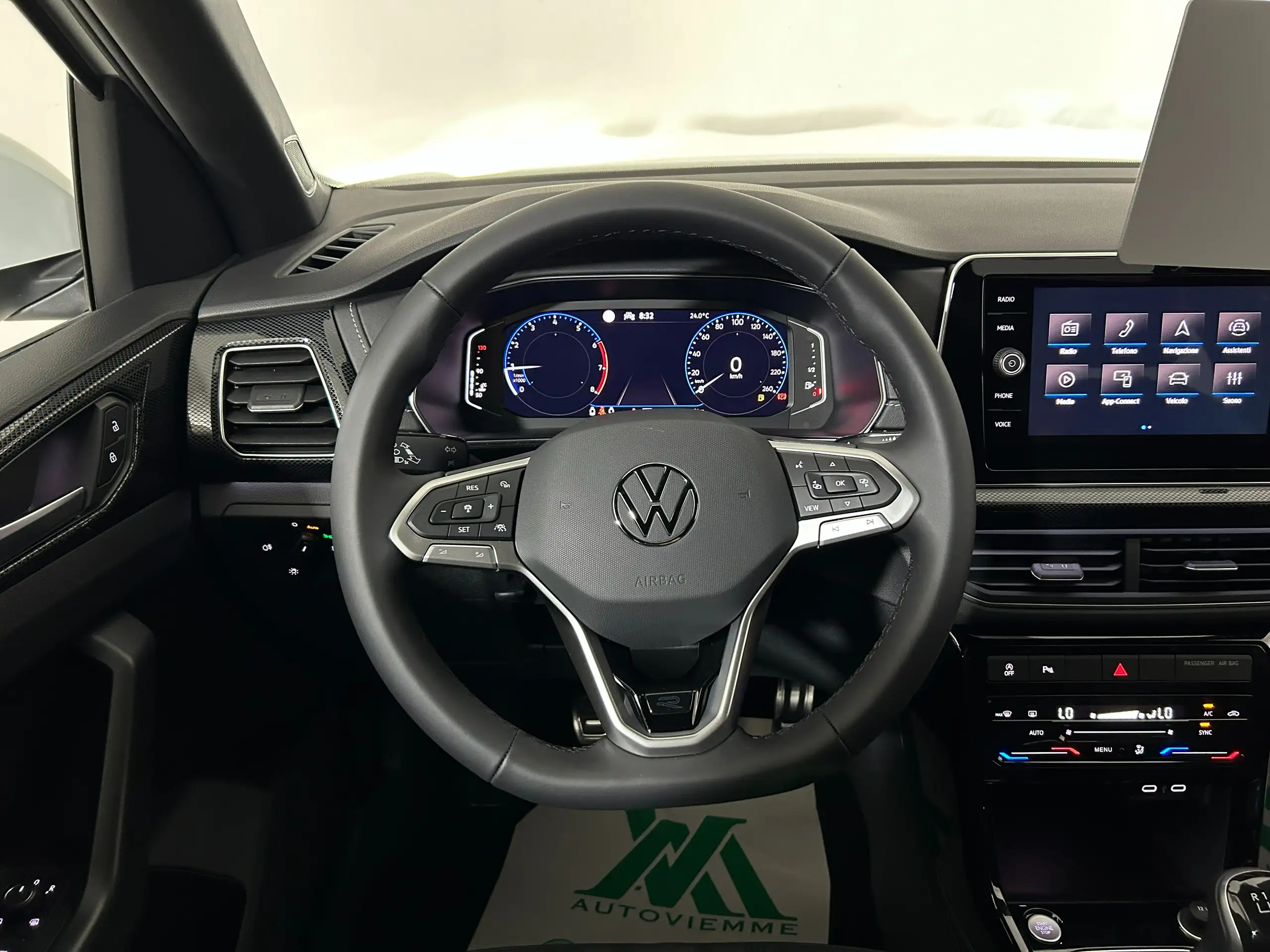 Volkswagen - T-Cross